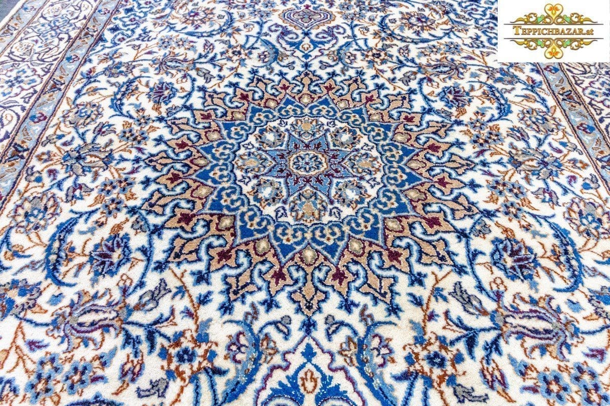 Perserteppich Nain 305 x 195 cm handgeknüpft (Verkauft)