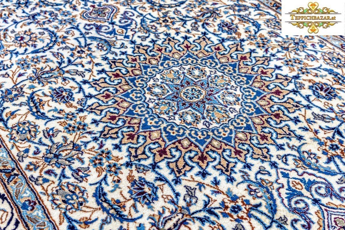 Perserteppich Nain 305 x 195 cm handgeknüpft (Verkauft)