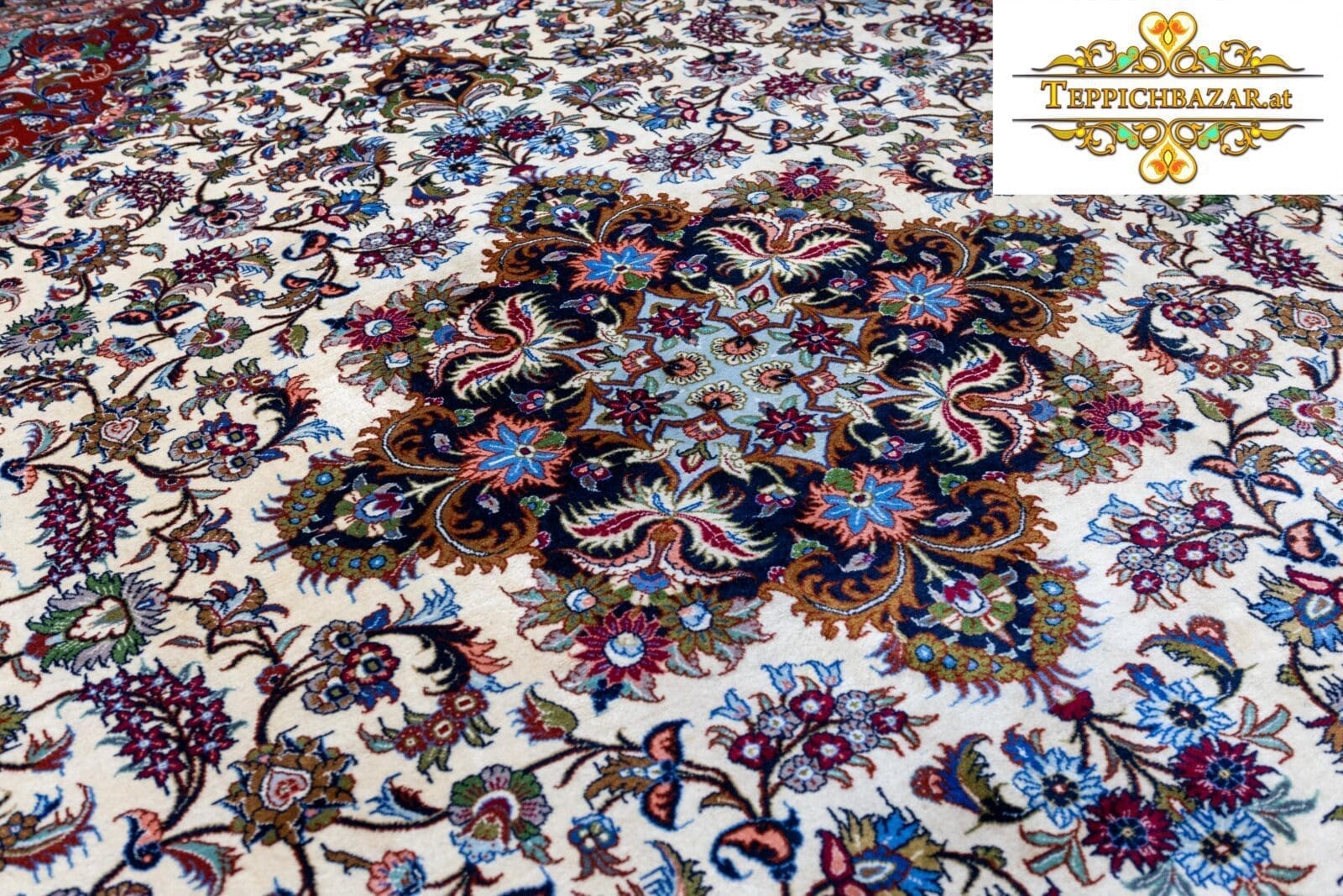 Perserteppich Isfahan ca. 360x260 cm handgeknüpft (Verkauft)