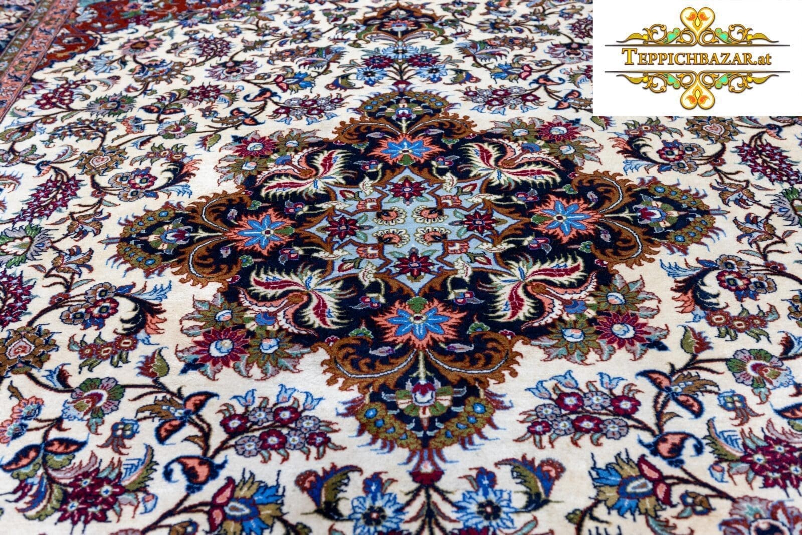 Perserteppich Isfahan ca. 360x260 cm handgeknüpft (Verkauft)