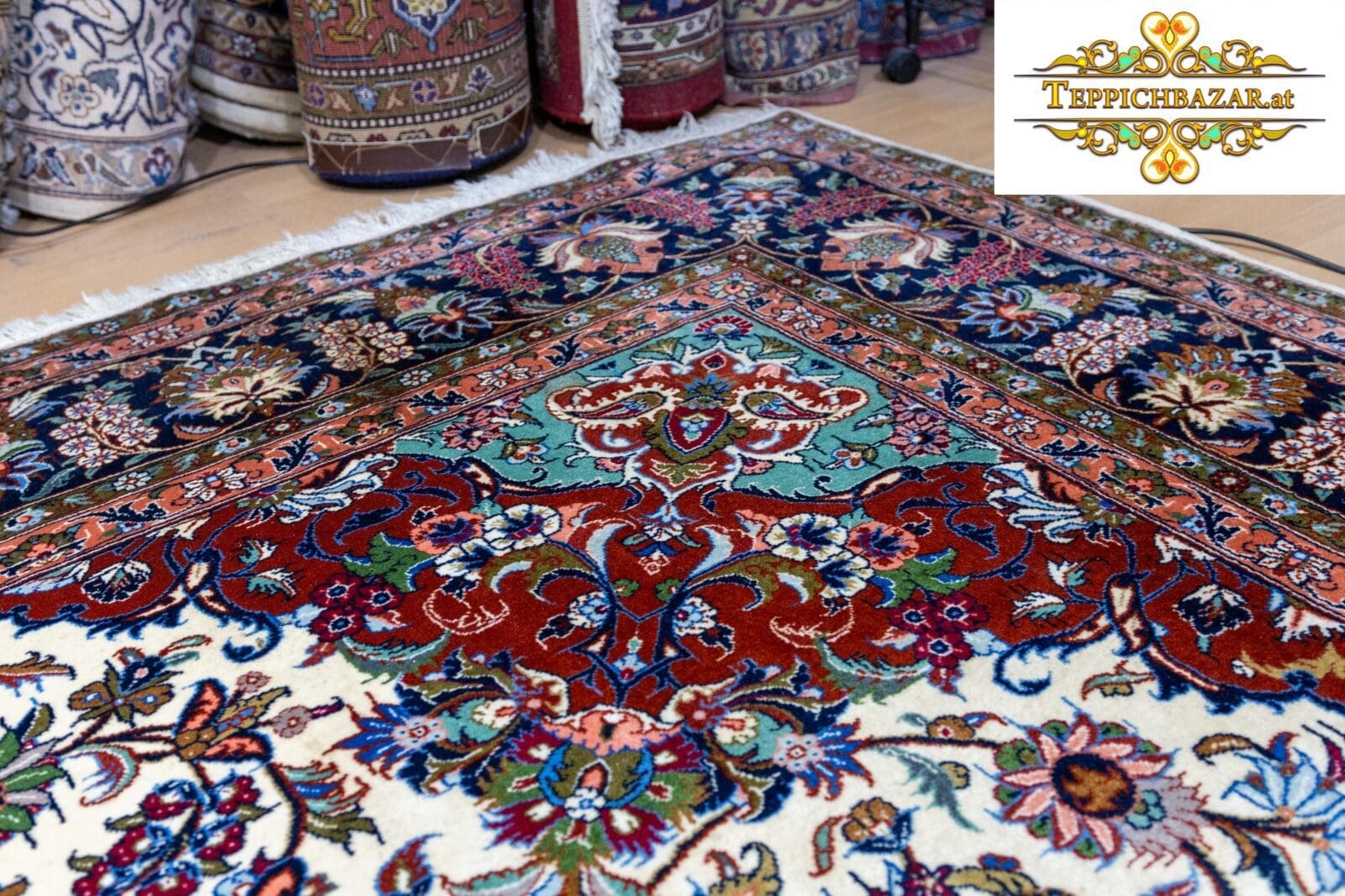 Perserteppich Isfahan ca. 360x260 cm handgeknüpft (Verkauft)