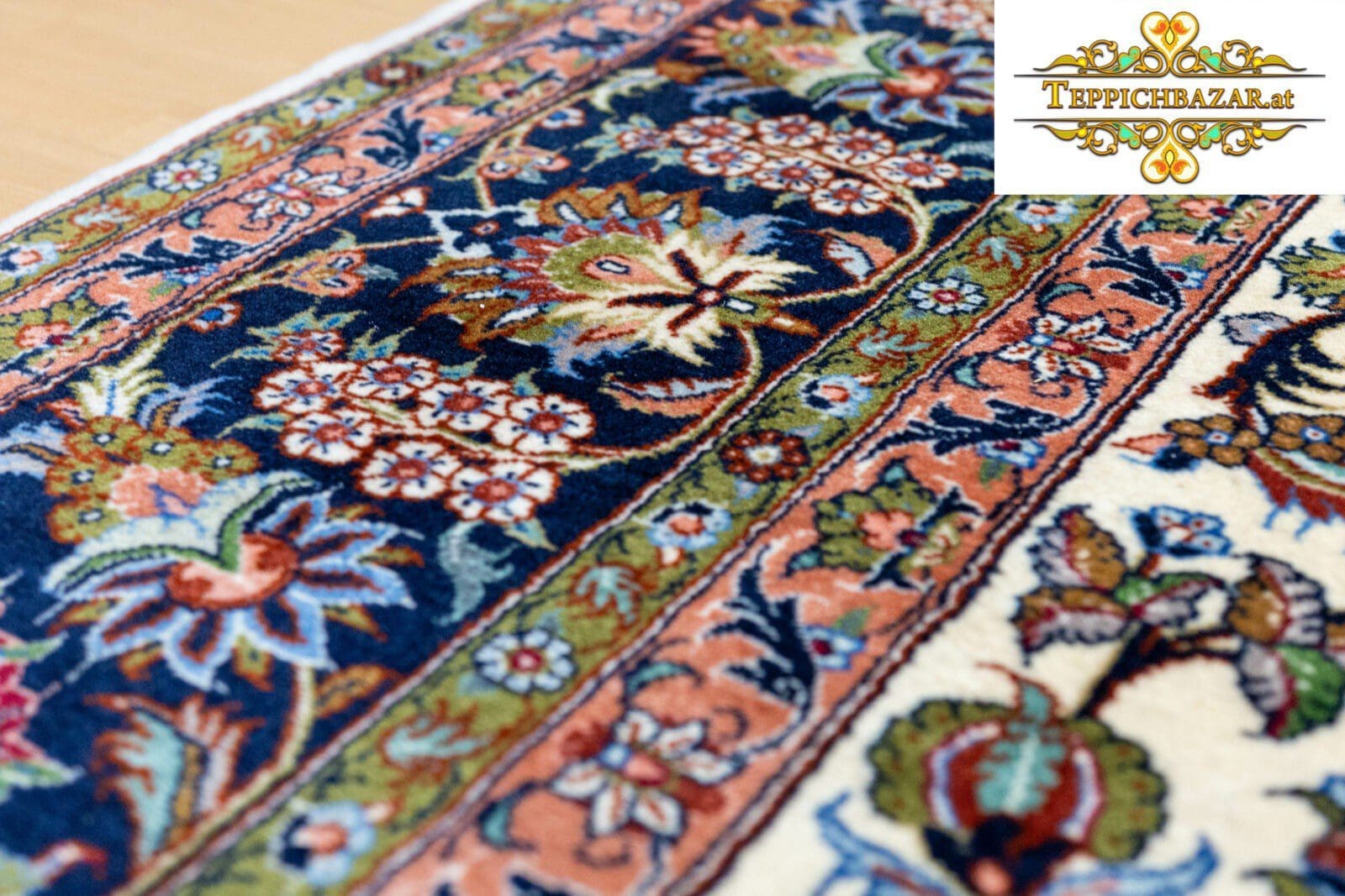 Perserteppich Isfahan ca. 360x260 cm handgeknüpft (Verkauft)