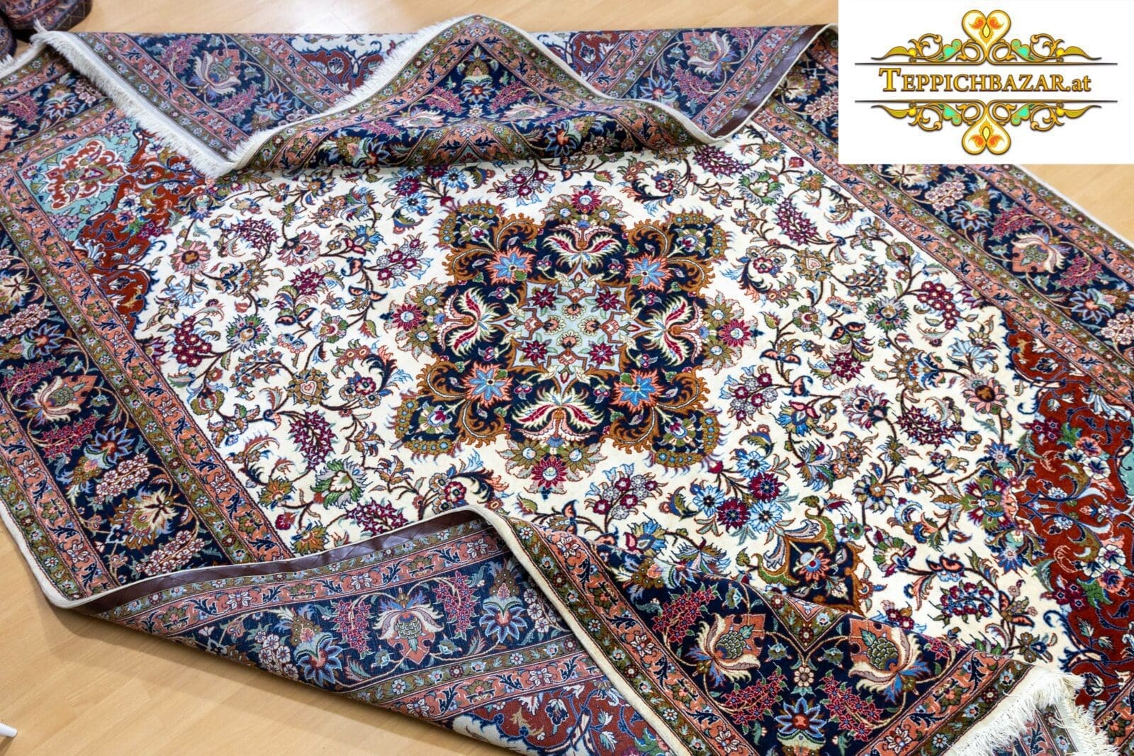 Perserteppich Isfahan ca. 360x260 cm handgeknüpft (Verkauft)