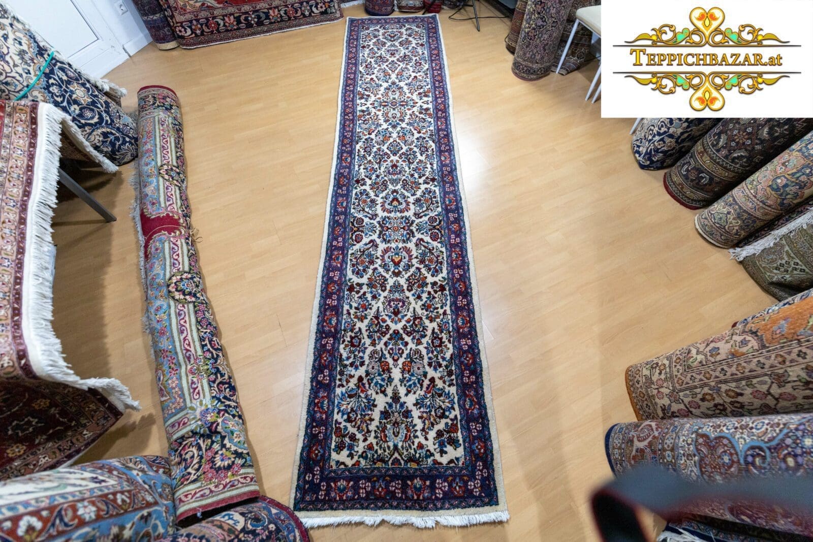 Perserteppich Sarough ca 380x86 cm Wolle handgeknüpft (Verkauft)