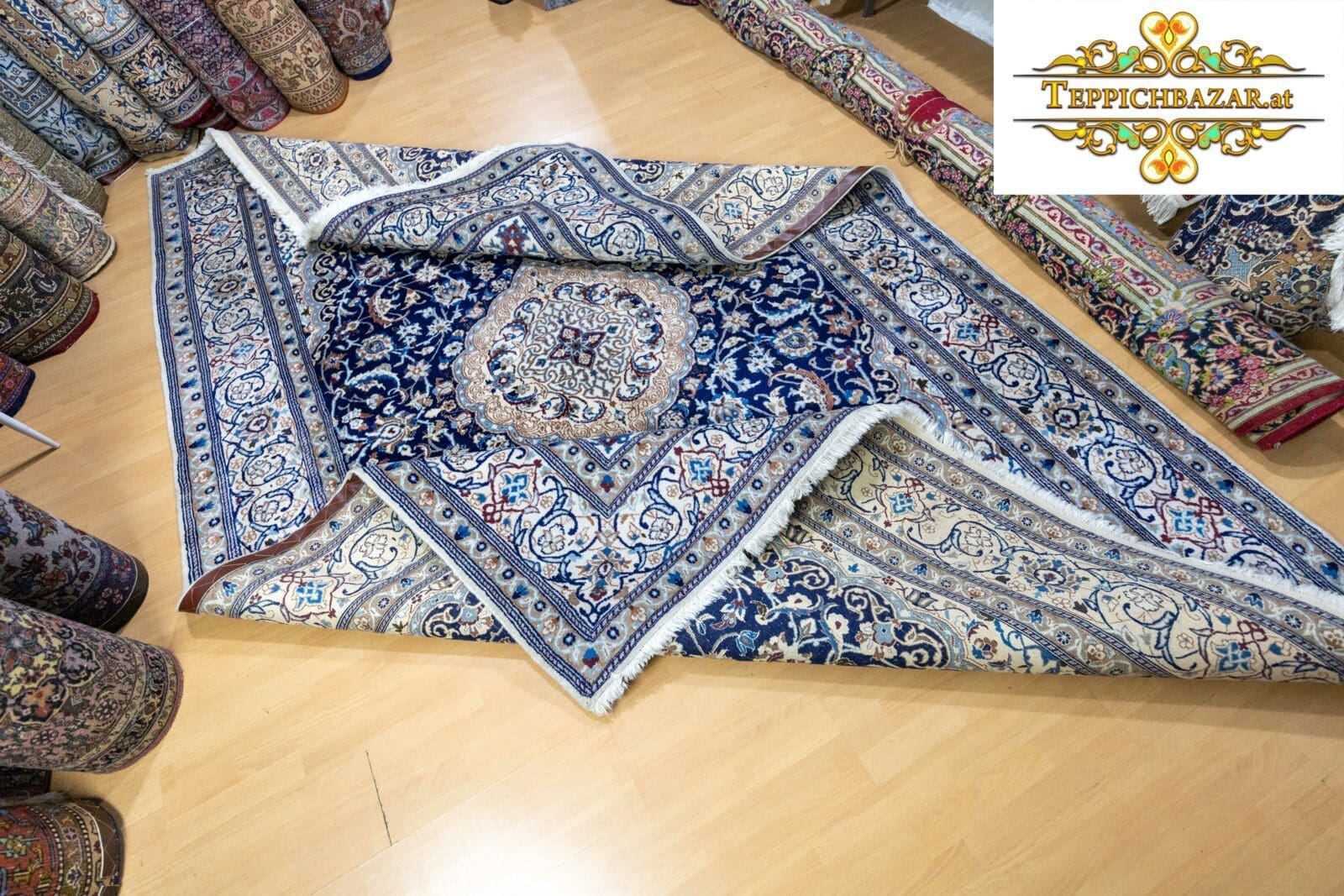 Perserteppich Nain ca 350x235cm Wolle handgeknüpft (Verkauft)