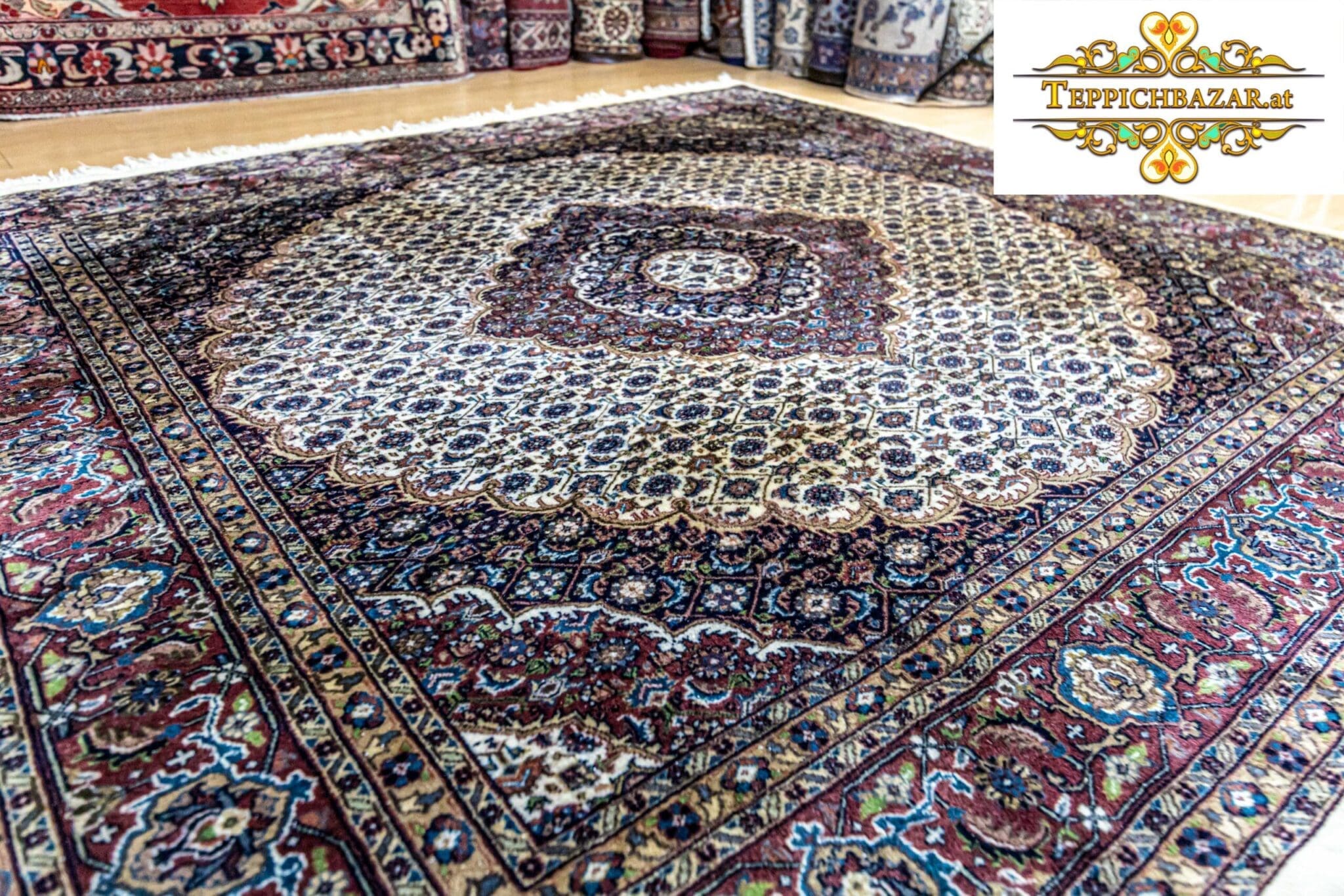 Orientteppich Moud ca 250x250 cm Wolle handgeknüpft (Verkauft)