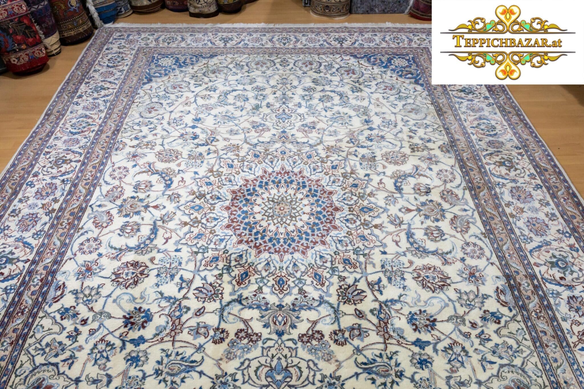 Perserteppich Nain 350x250cm Wolle handgeknüpft (Verkauft)