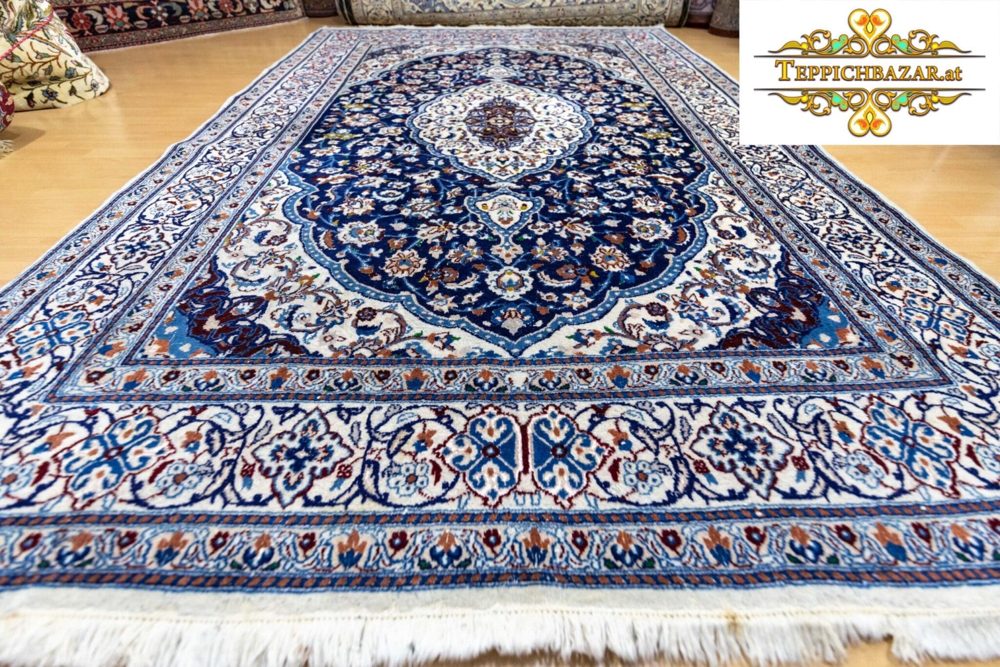 Perserteppich Nain ca. 290 x 203 cm handgeknüpft (Verkauft)