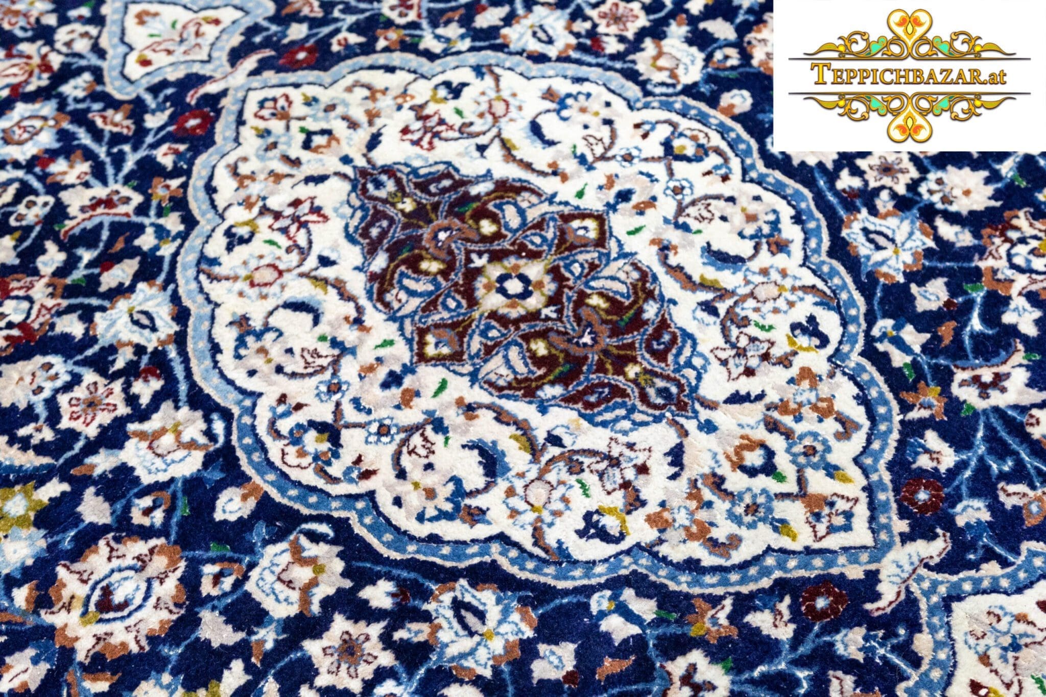 Perserteppich Nain ca. 290 x 203 cm handgeknüpft (Verkauft)