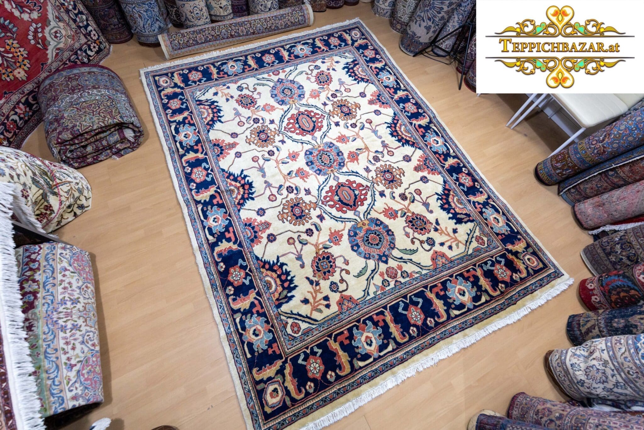 Perserteppich Sarough Farahan ca. 290x210 cm Wolle handgeknüpft