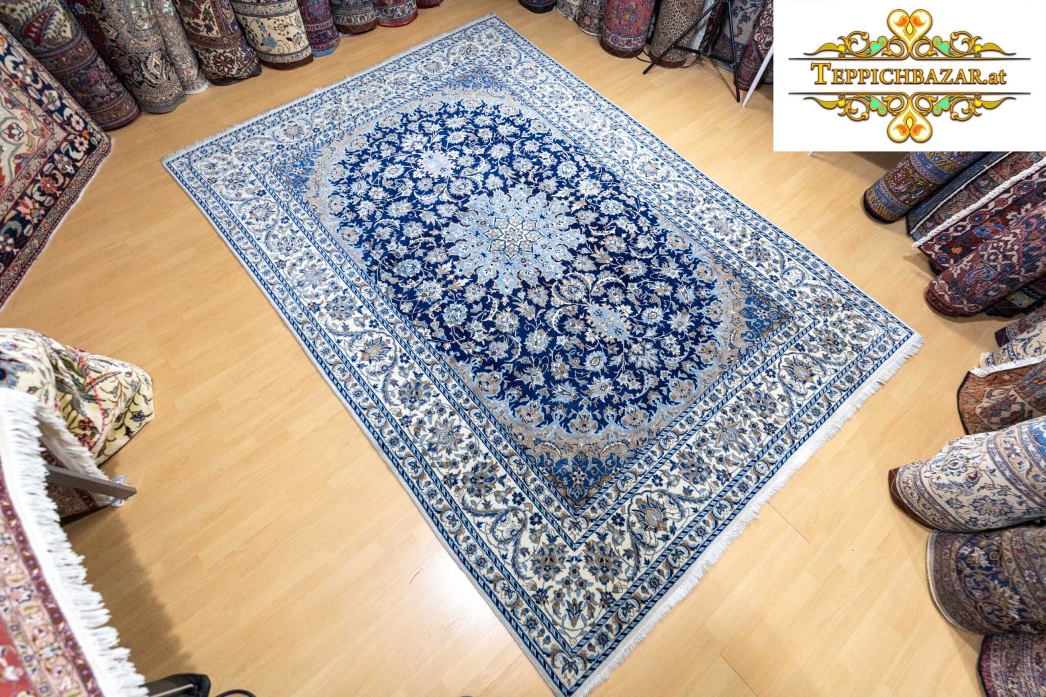 Perserteppich Nain ca. 290x210 cm handgeknüpft (Verkauft)