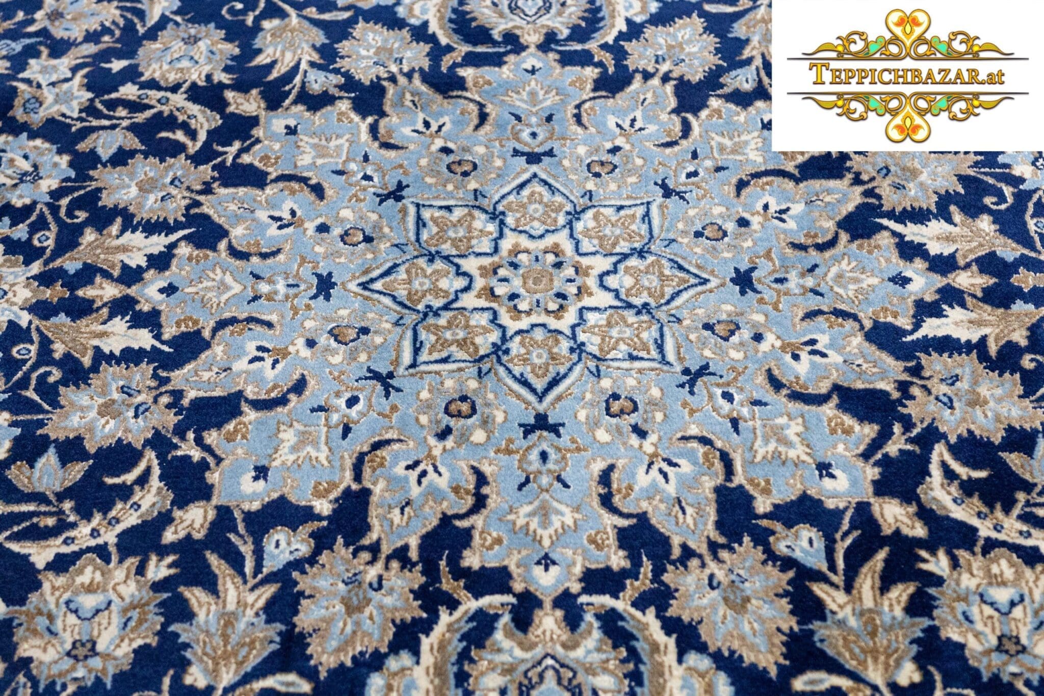 Perserteppich Nain ca. 290x210 cm handgeknüpft (Verkauft)