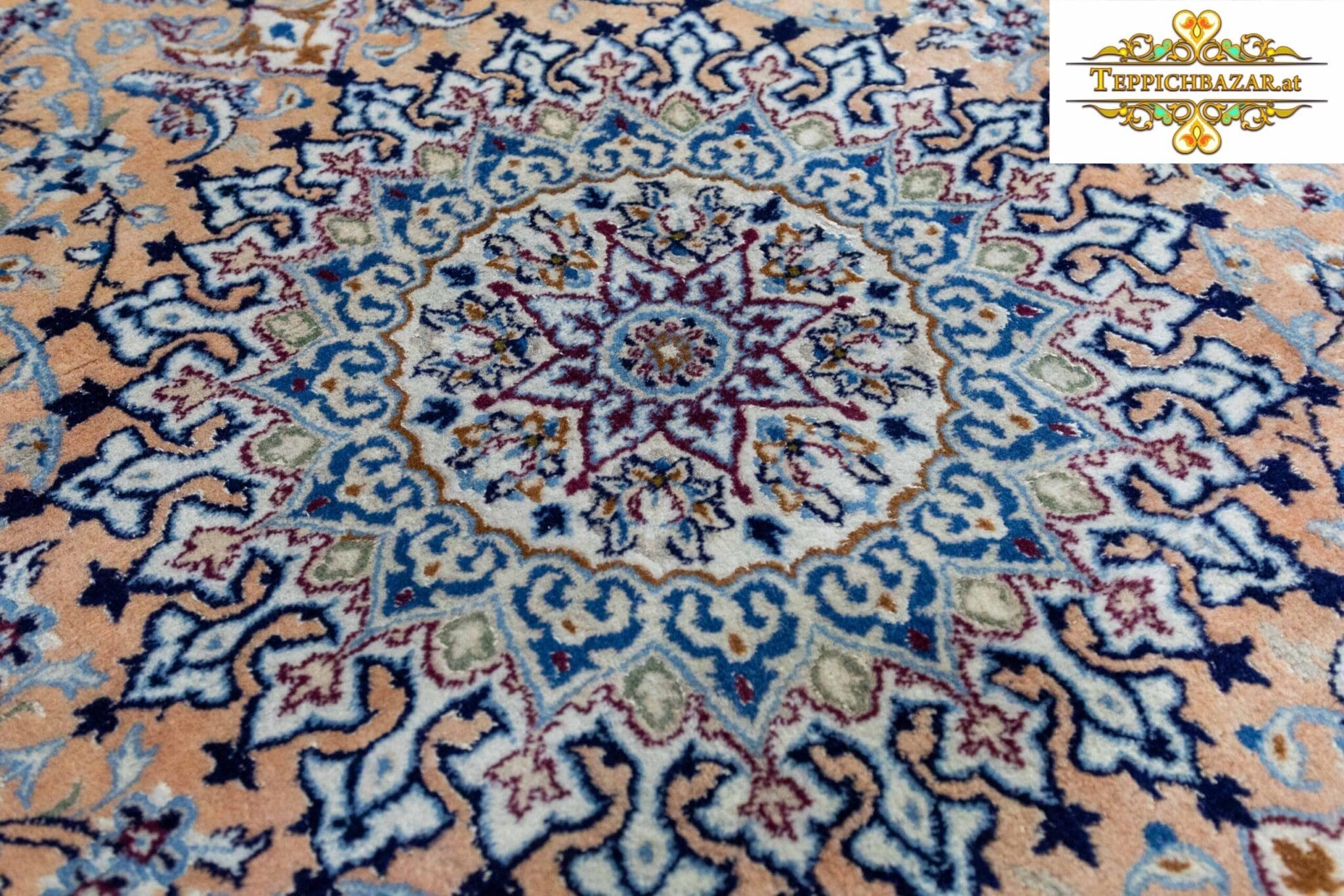 Perserteppich Nain 296 x 193 cm Wolle handgeknüpft