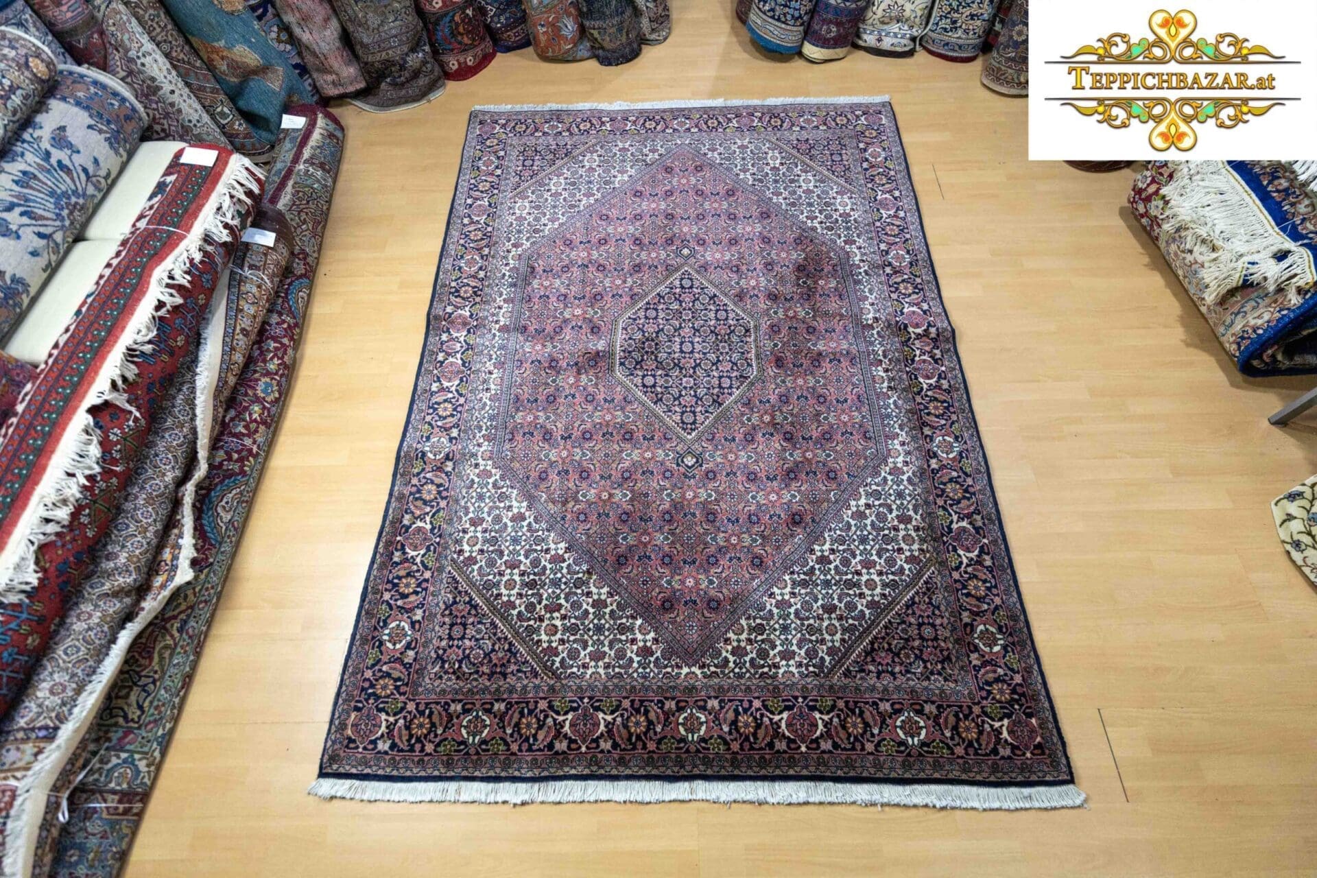 Perserteppich Bidjar 251x175 cm Schurwolle handgeknuepft