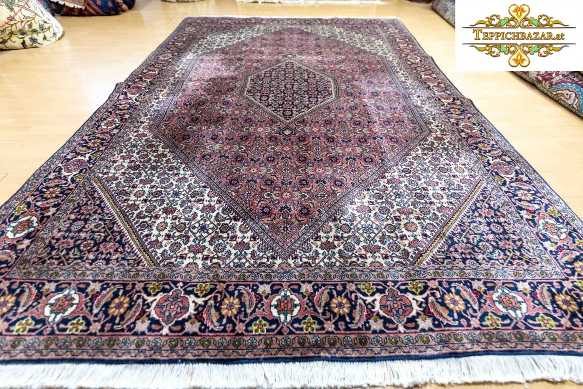 Perserteppich Bidjar 251x175 cm Schurwolle handgeknuepft