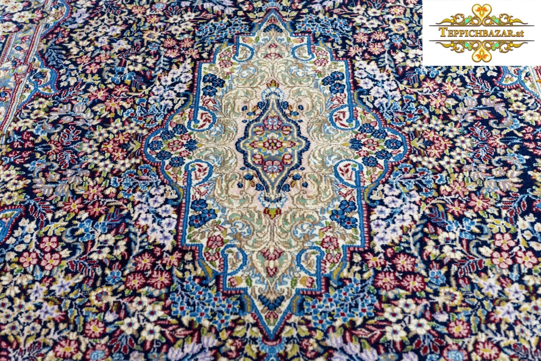 Perserteppich Kirman 267 x 180 cm handgeknüpft (Verkauft)