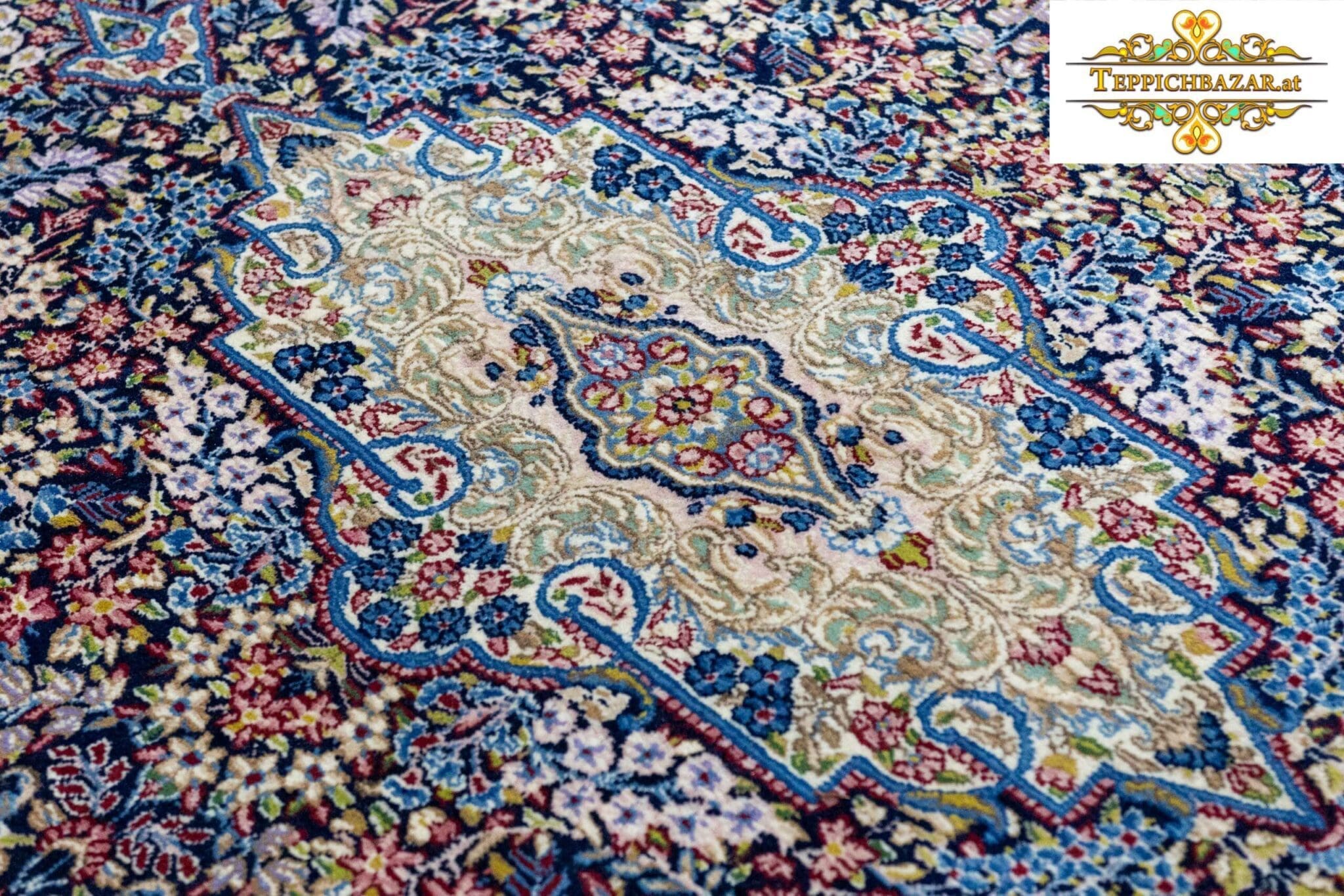 Perserteppich Kirman 267 x 180 cm handgeknüpft (Verkauft)