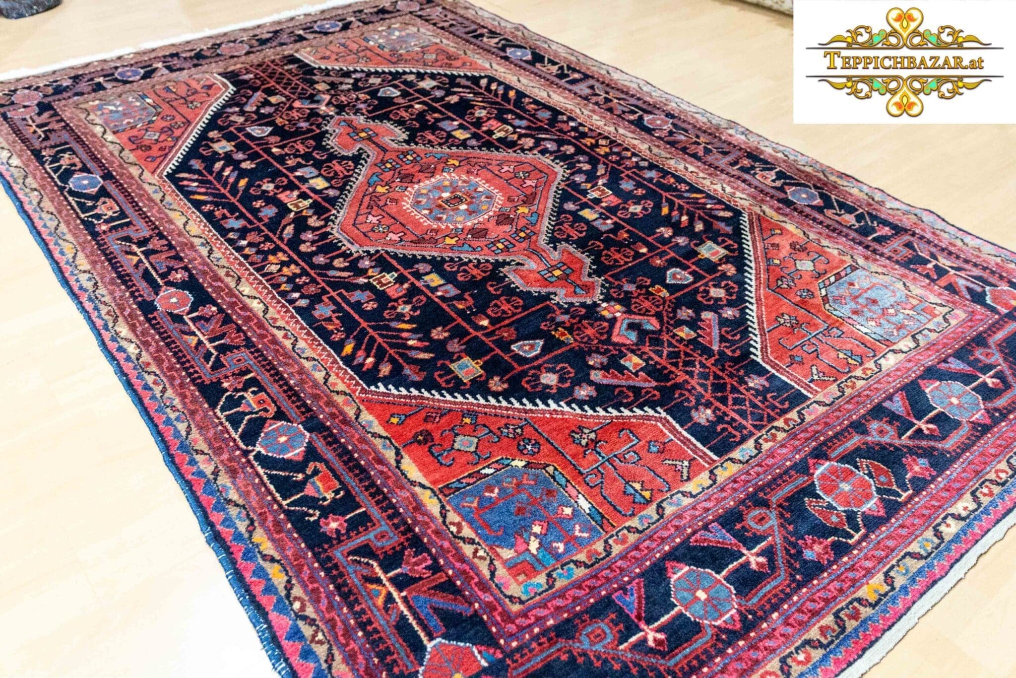 Perserteppich Hamedan 242 x 156 cm Wolle handgeknüpft