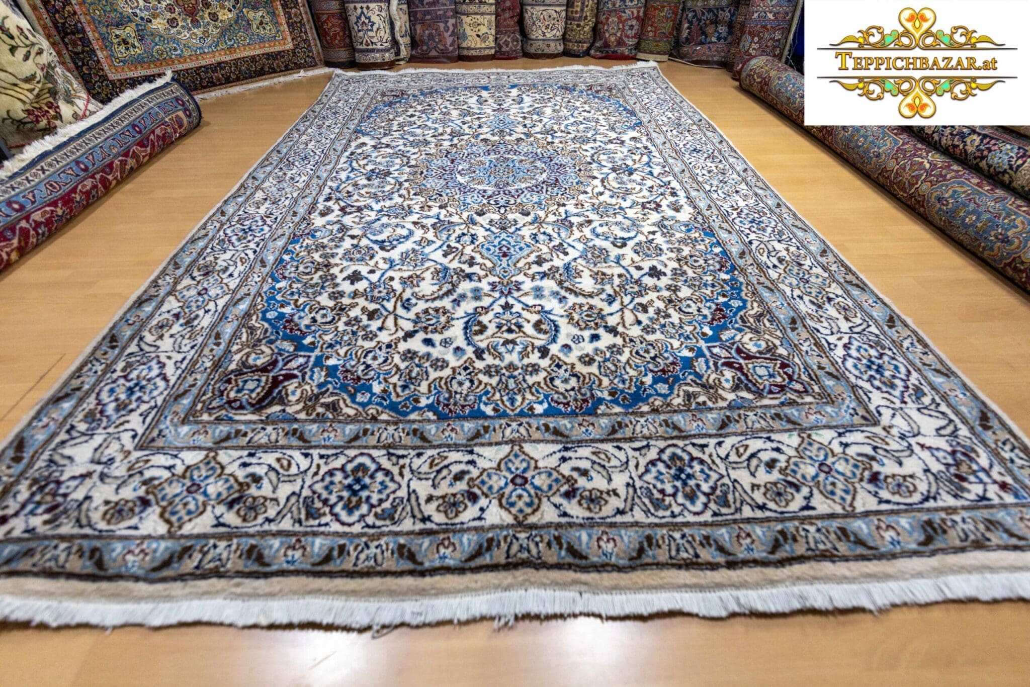 Perserteppich Nain 300 x 190 cm Wolle handgeknüpft (Verkauft)