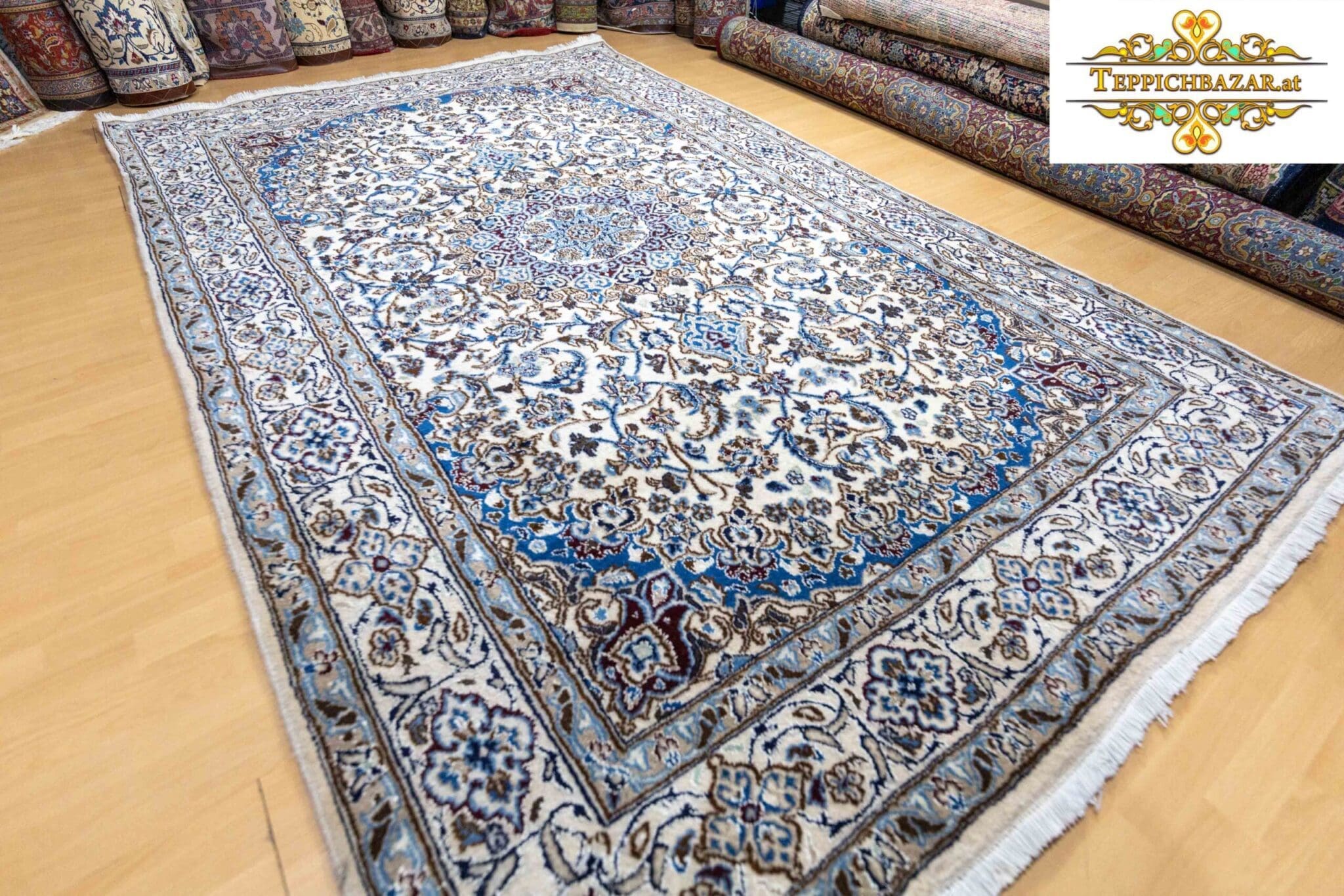 Perserteppich Nain 300 x 190 cm Wolle handgeknüpft (Verkauft)