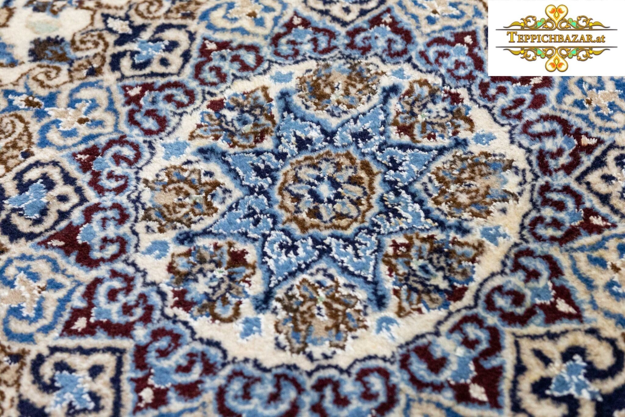 Perserteppich Nain 300 x 190 cm Wolle handgeknüpft (Verkauft)