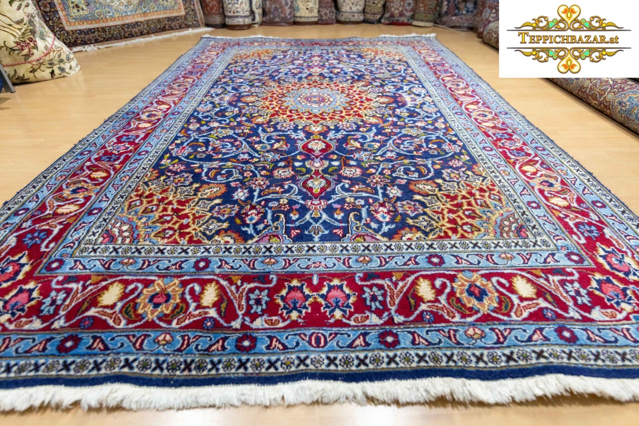 Perserteppich Isfahan 292 x 196 cm Wolle handgeknüpft (Verkauft)