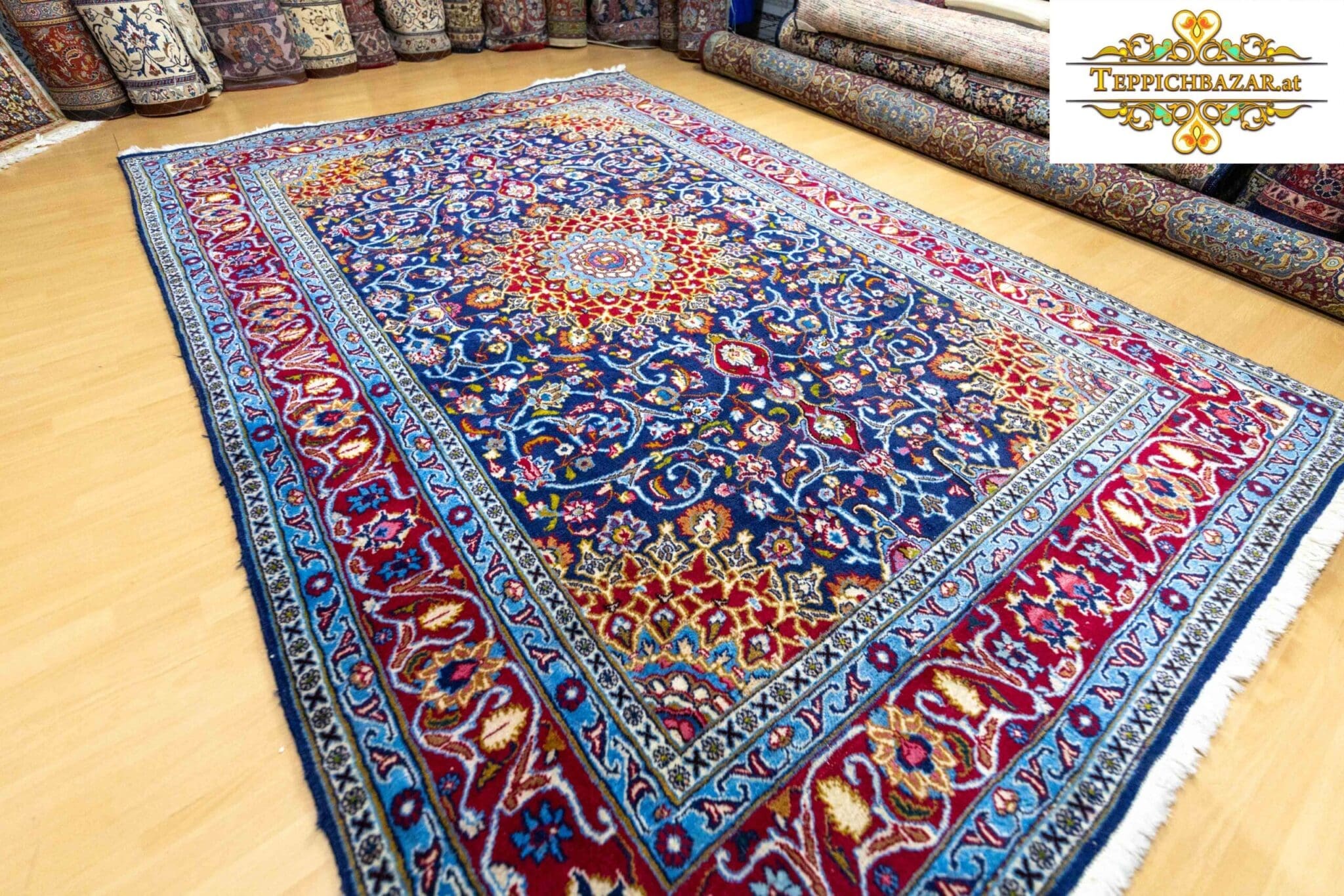Perserteppich Isfahan 292 x 196 cm Wolle handgeknüpft (Verkauft)