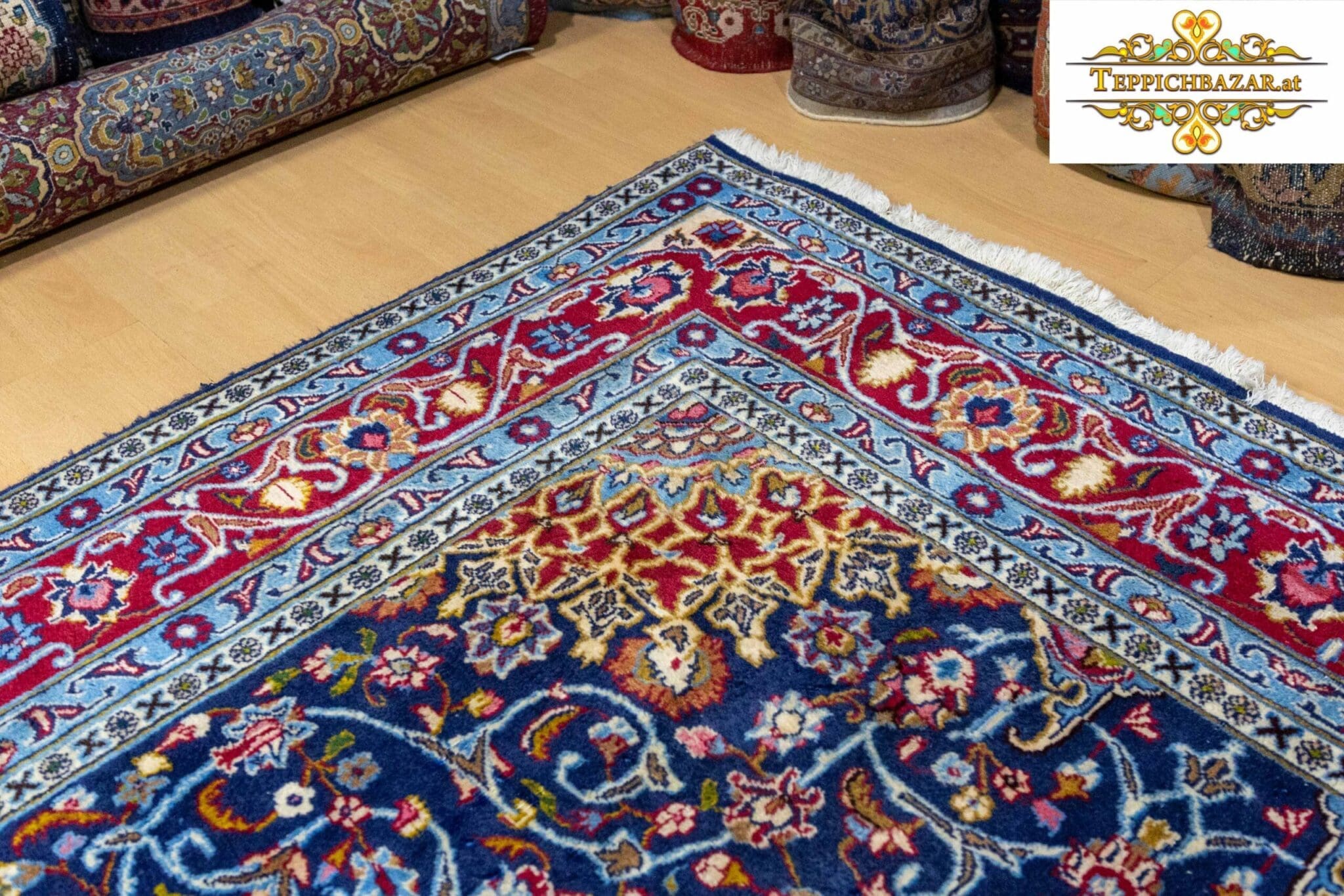 Perserteppich Isfahan 292 x 196 cm Wolle handgeknüpft (Verkauft)