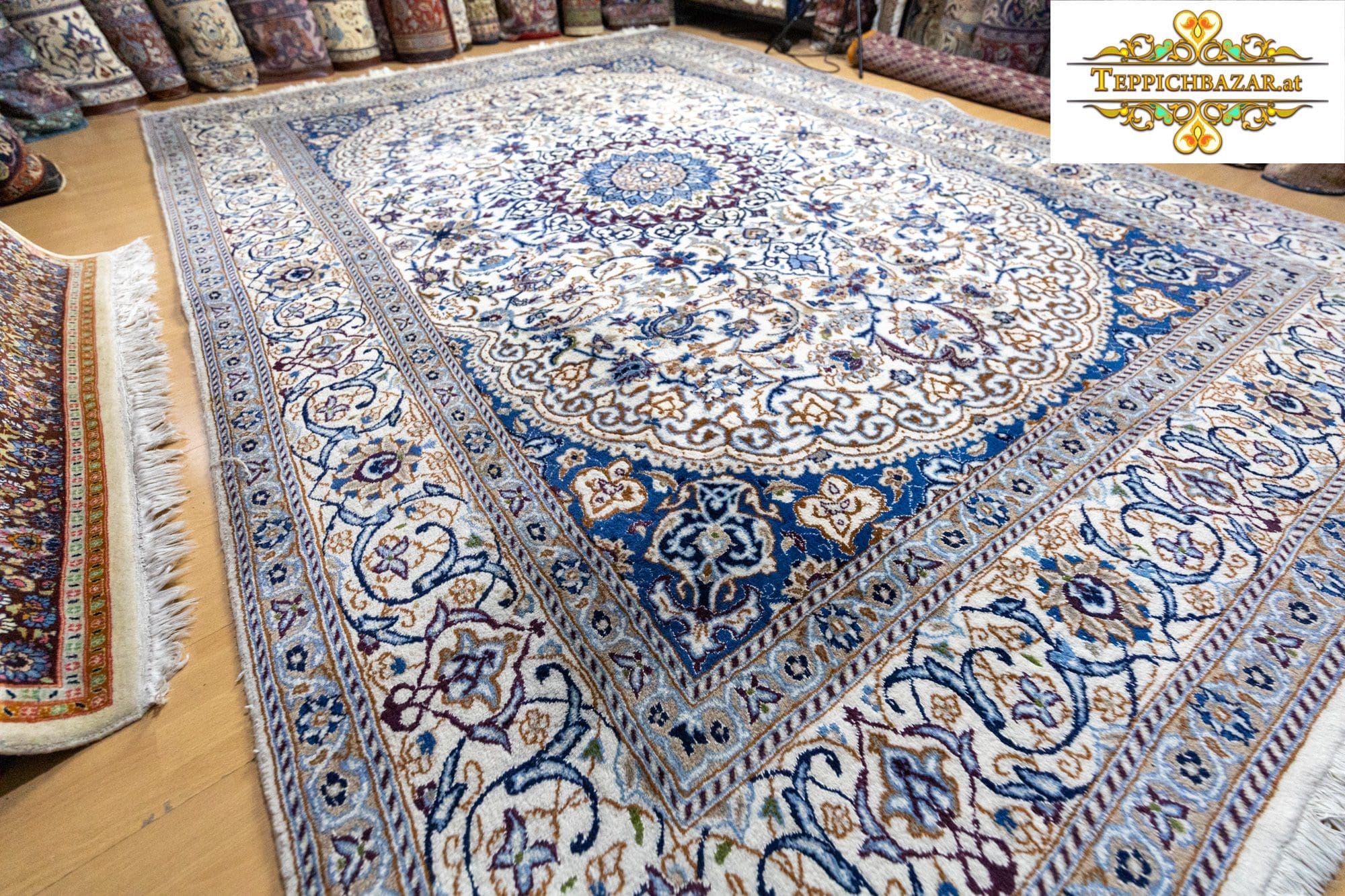 Perserteppich Nain 350 x 246 cm Wolle handgeknüpft (Verkauft)