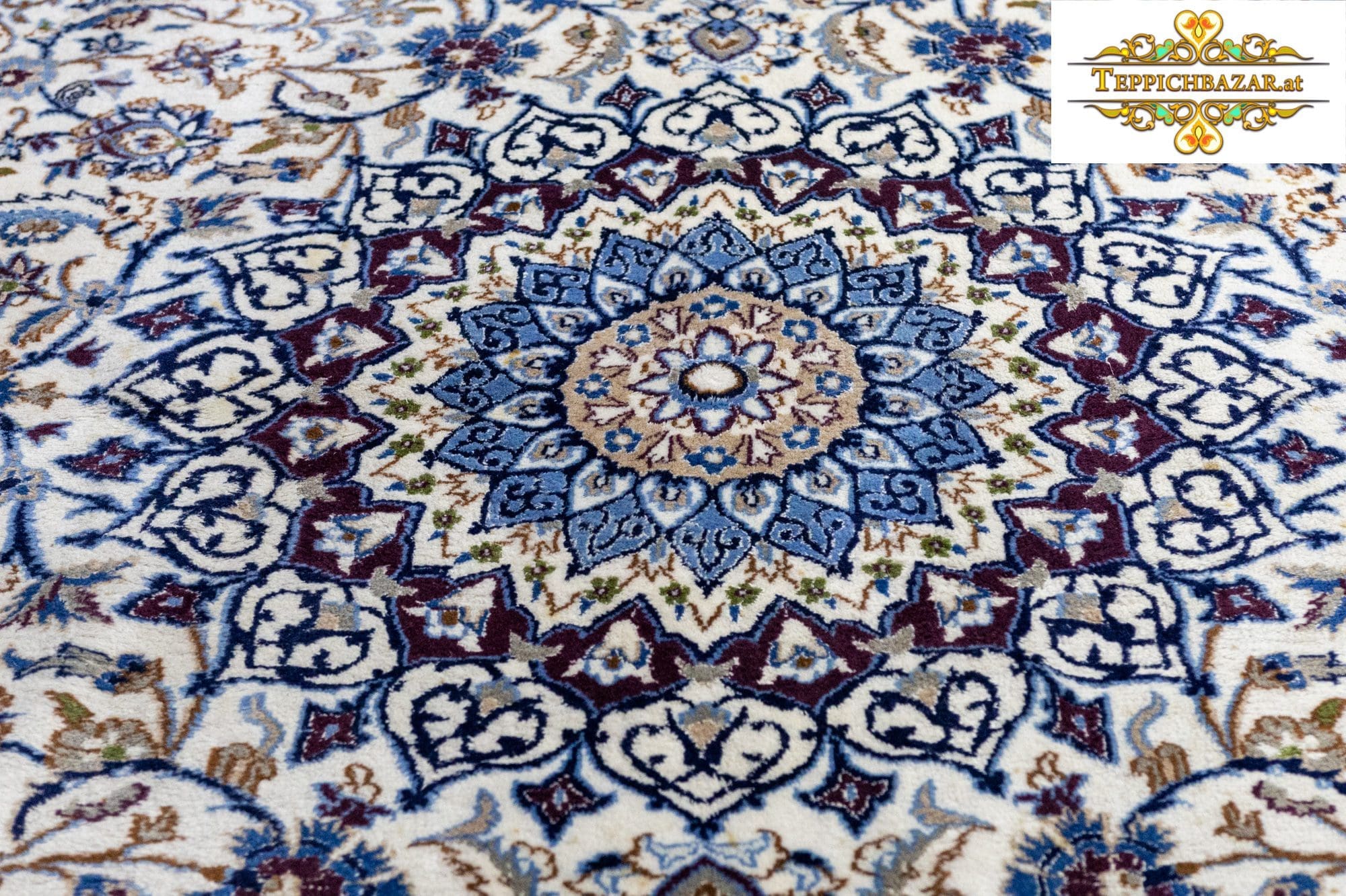 Perserteppich Nain 350 x 246 cm Wolle handgeknüpft (Verkauft)