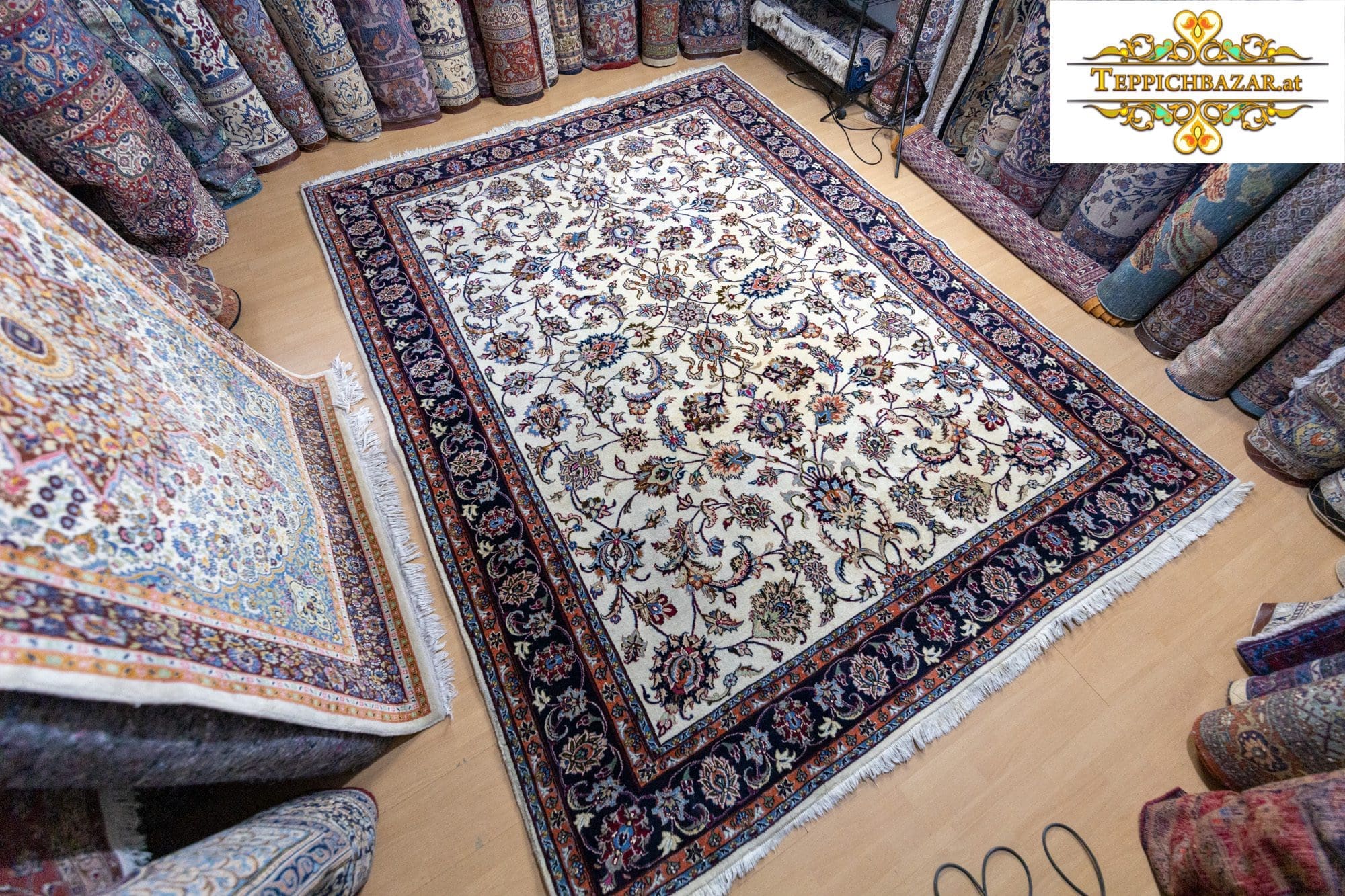Perserteppich Tabriz 326 x 246 cm Wolle handgeknüpft