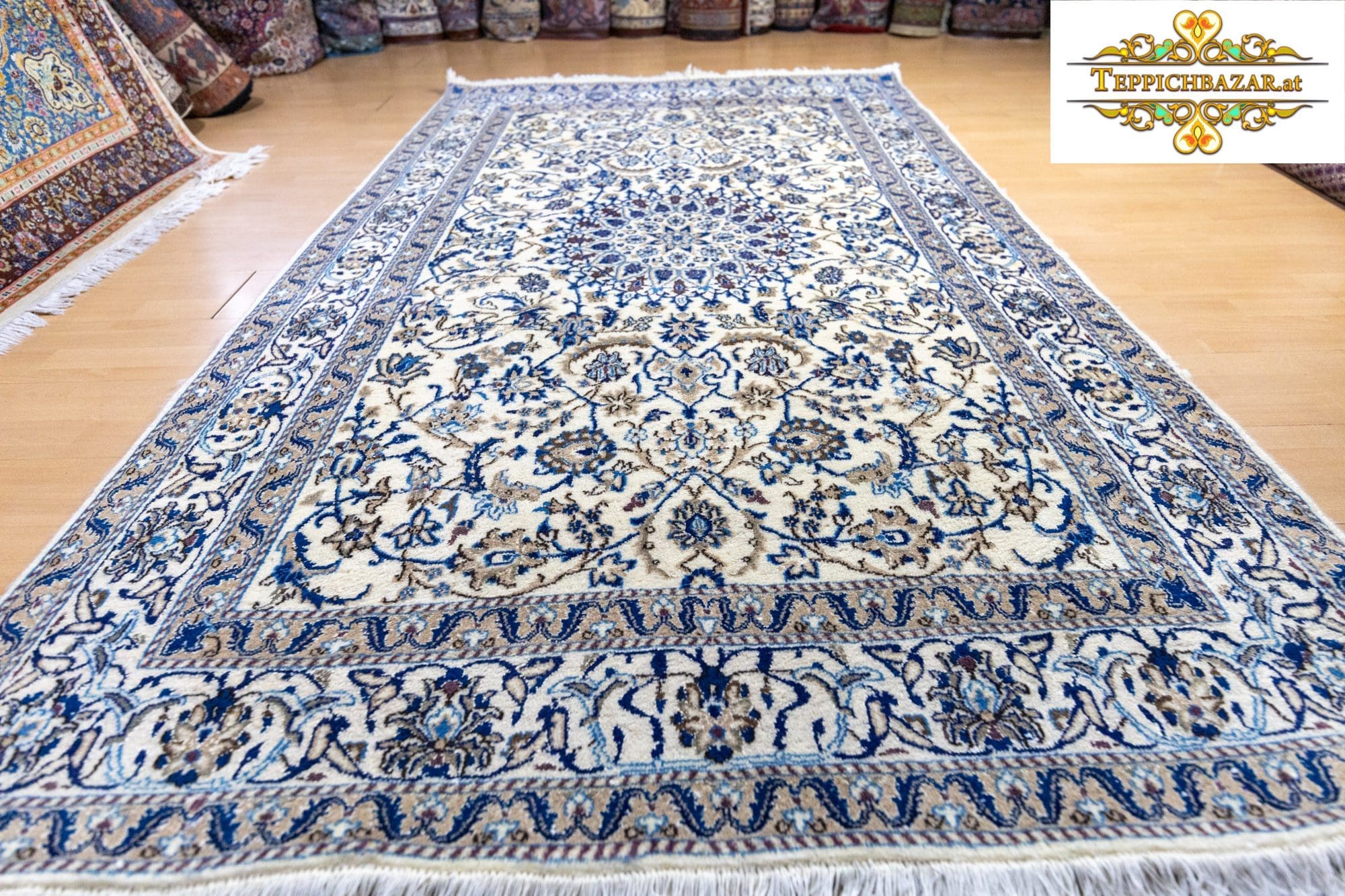 Perserteppich Nain 254x158 cm Wolle handgeknüpft (Verkauft)