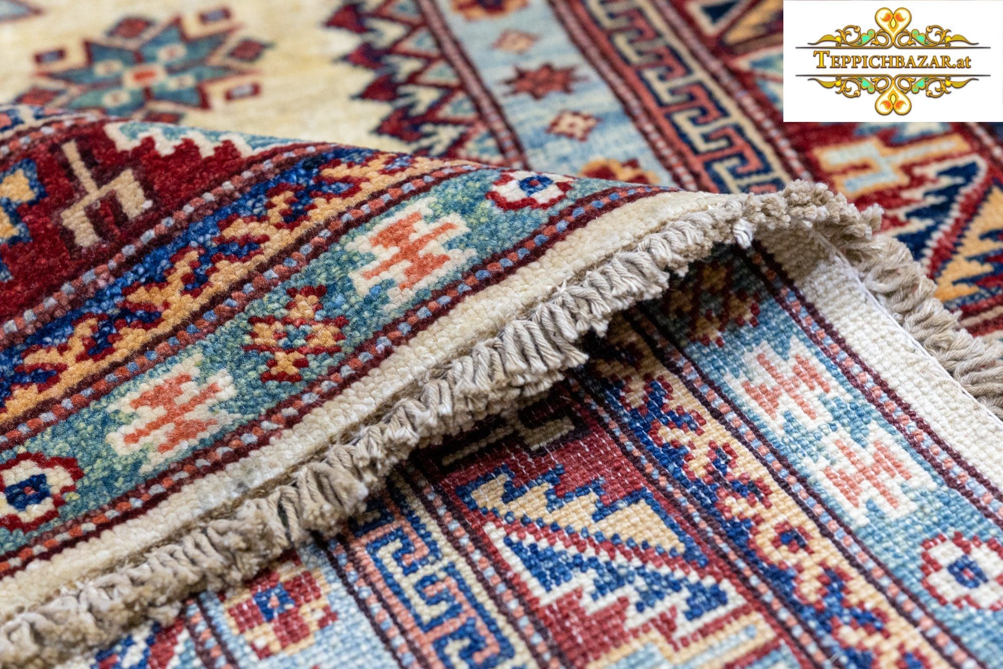 Orientteppich Kazak 199 x 149 cm handgeknüpft (Verkauft)