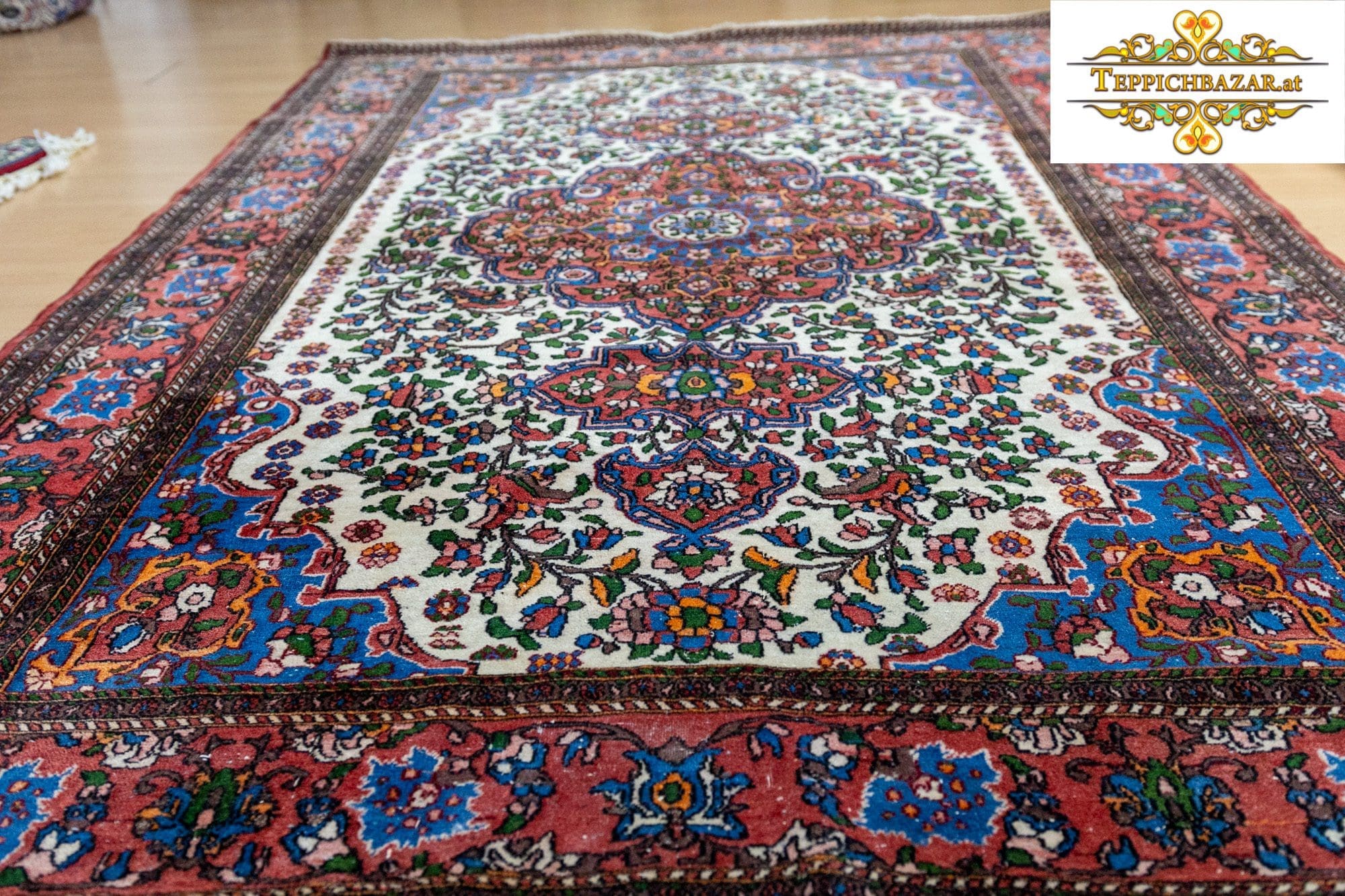 Perserteppich Isfahan 215x145cm Wolle handgeknüpft (Verkauft)
