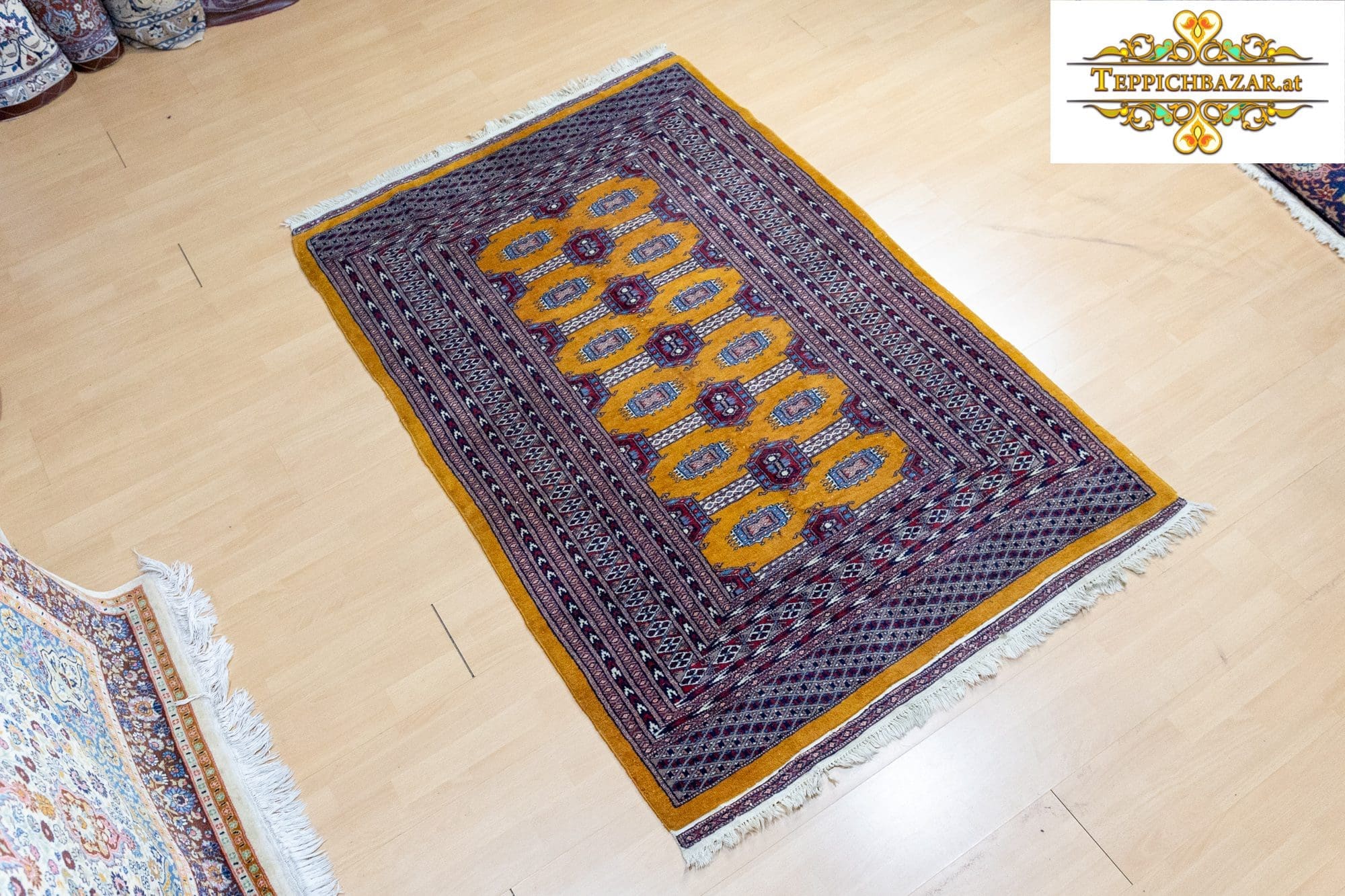 Orientteppich Buchara 193 x 127 cm handgeknüpft (Verkauft)