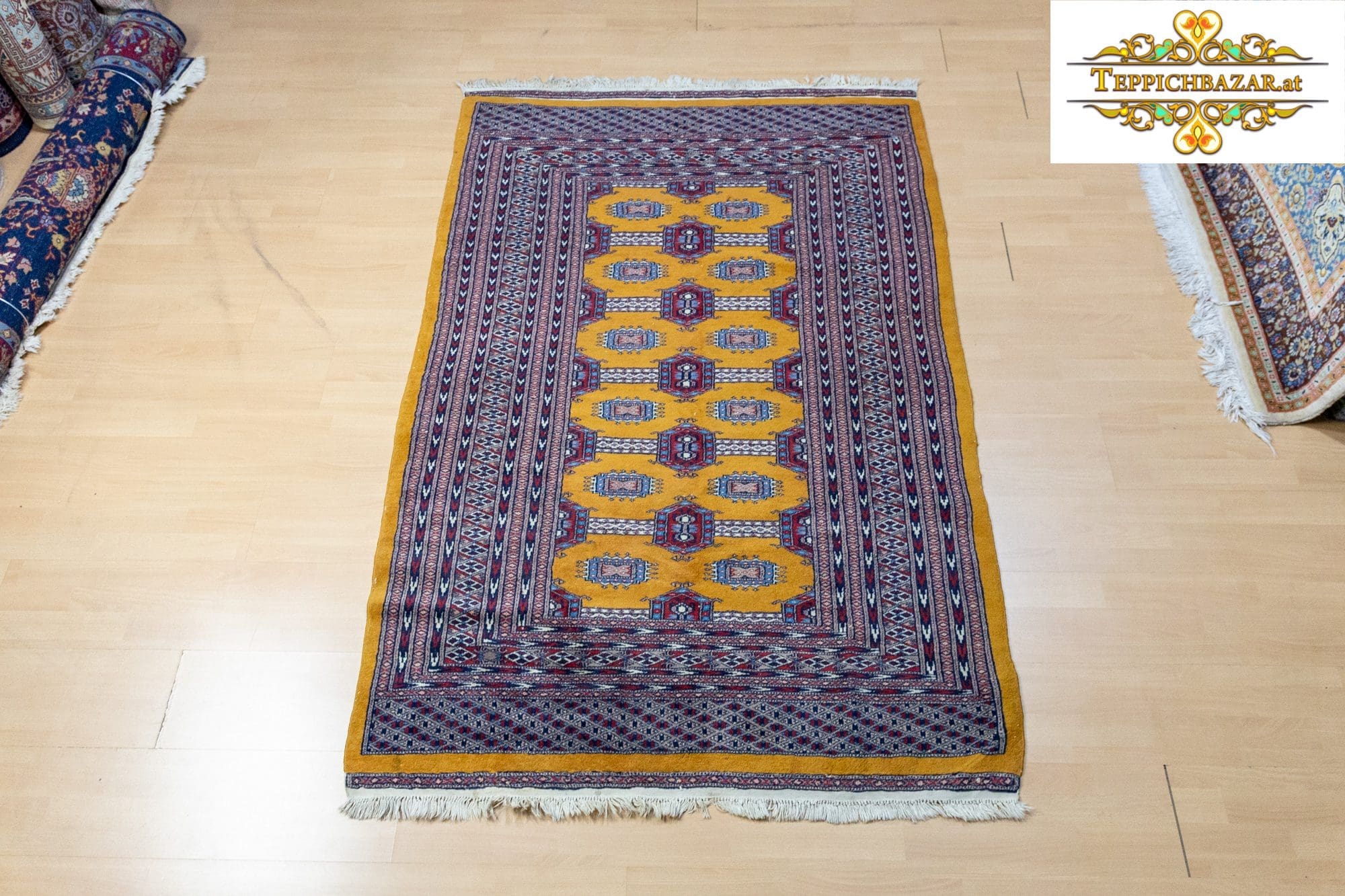 Orientteppich Buchara 193 x 127 cm handgeknüpft (Verkauft)