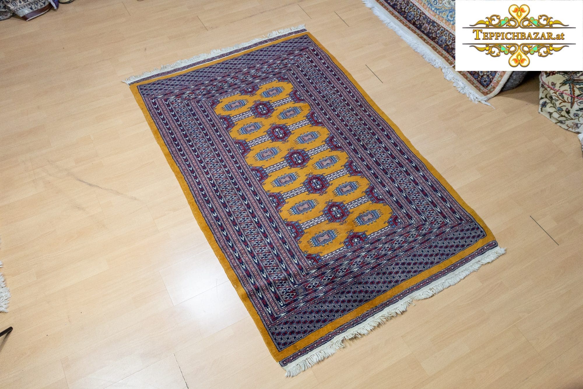 Orientteppich Buchara 193 x 127 cm handgeknüpft (Verkauft)