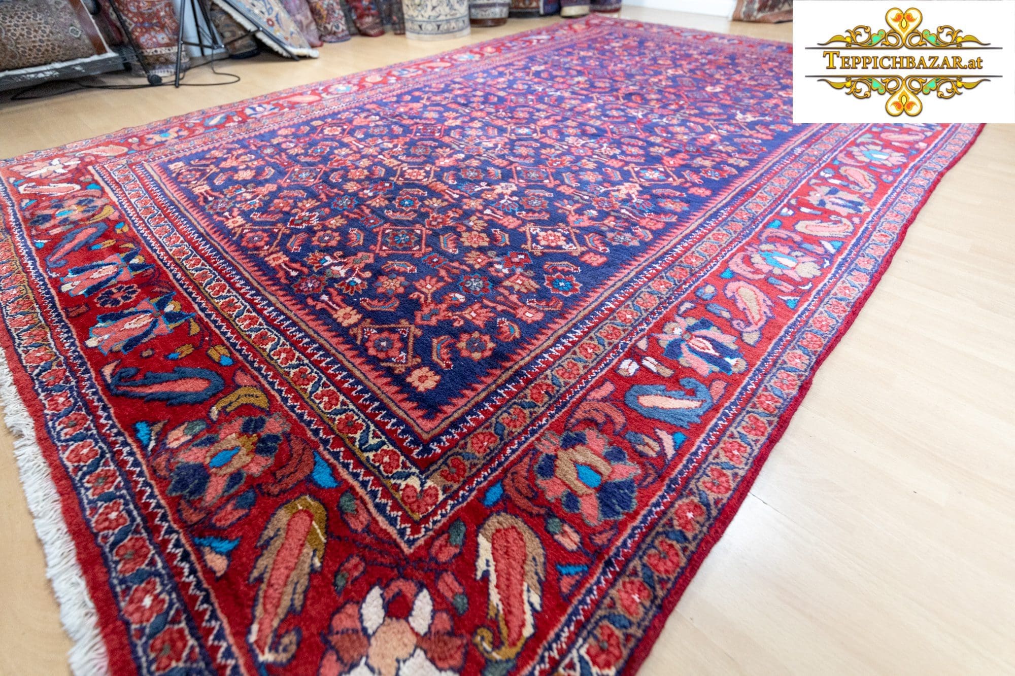Perserteppich Lilian 320 x 216 cm Wolle handgeknüpft (Verkauft)