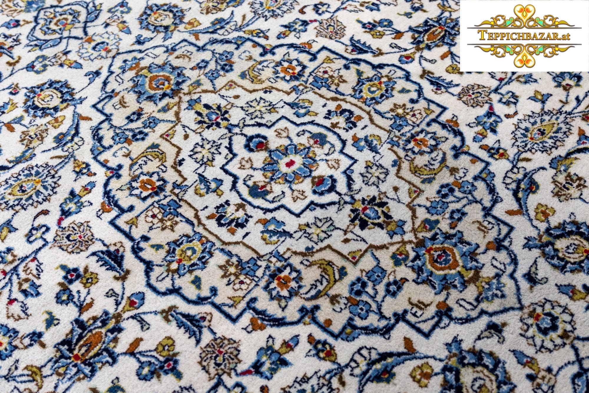 Perserteppich Kashan 292 x 202 cm Wolle handgeknüpft