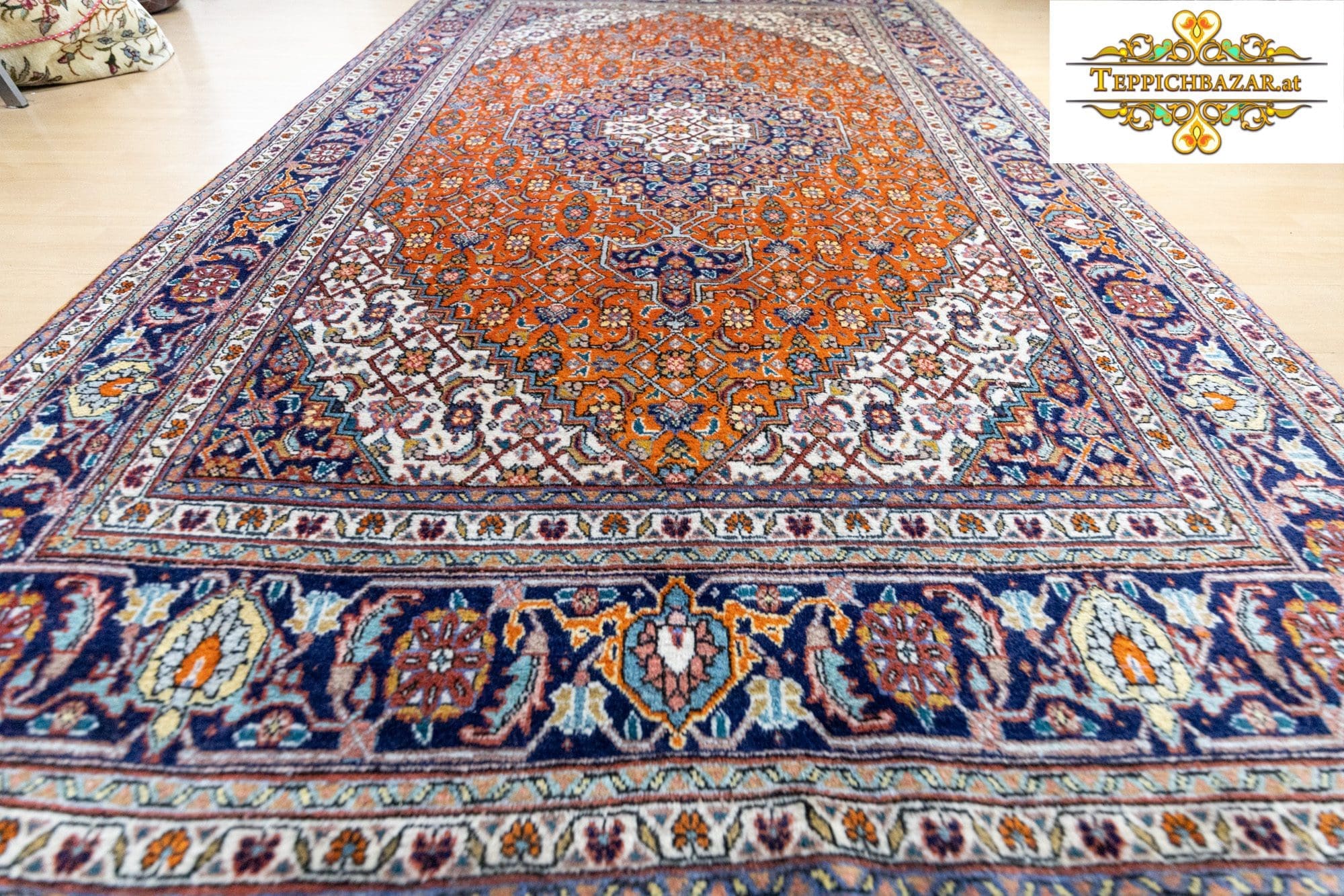 Perserteppich Täbriz 308 x 196 cm handgeknüpft (Verkauft)
