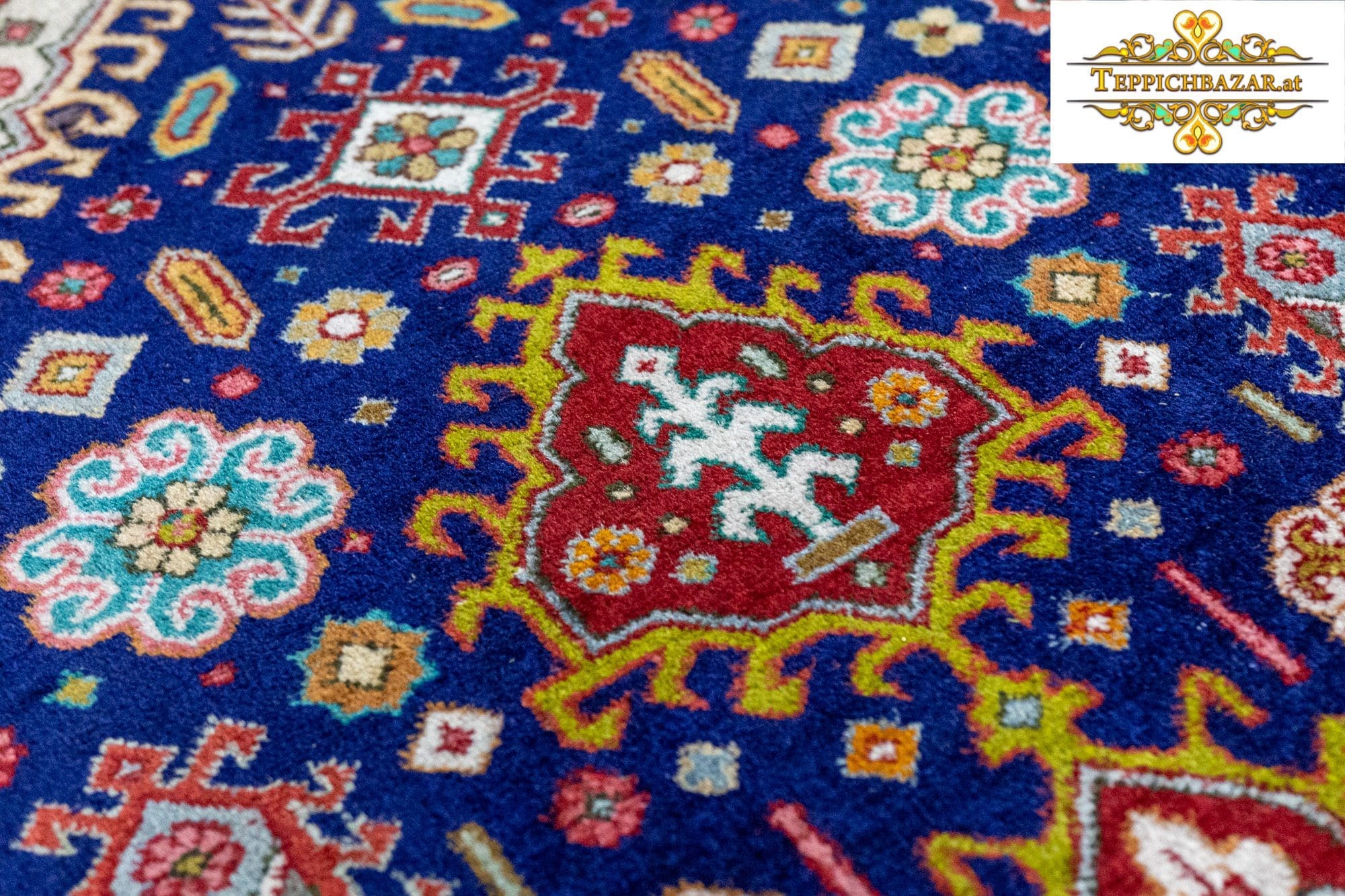 Perserteppich Täbriz ca. 332 x 221 cm handgeknüpft (Verkauft)