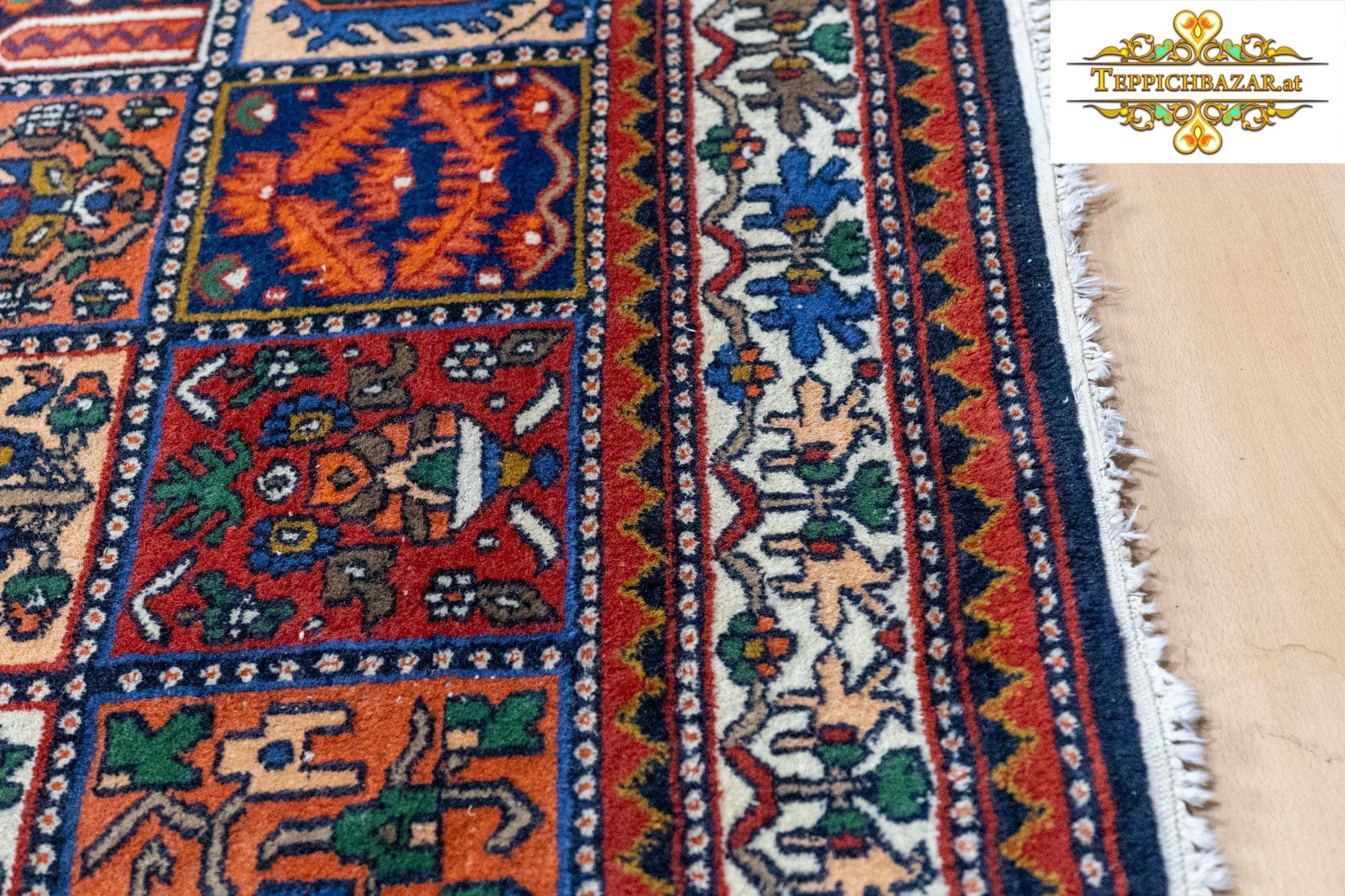 Orientteppich Bachtiar 340x255cm Wolle handgeknüpft (Verkauft)