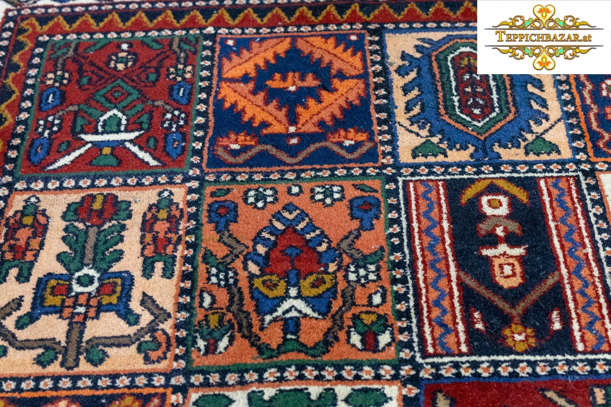 Orientteppich Bachtiar 340x255cm Wolle handgeknüpft (Verkauft)