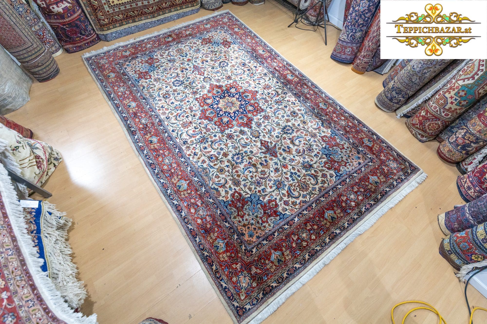 Orientteppich Sarough 310x200cm Wolle handgeknüpft