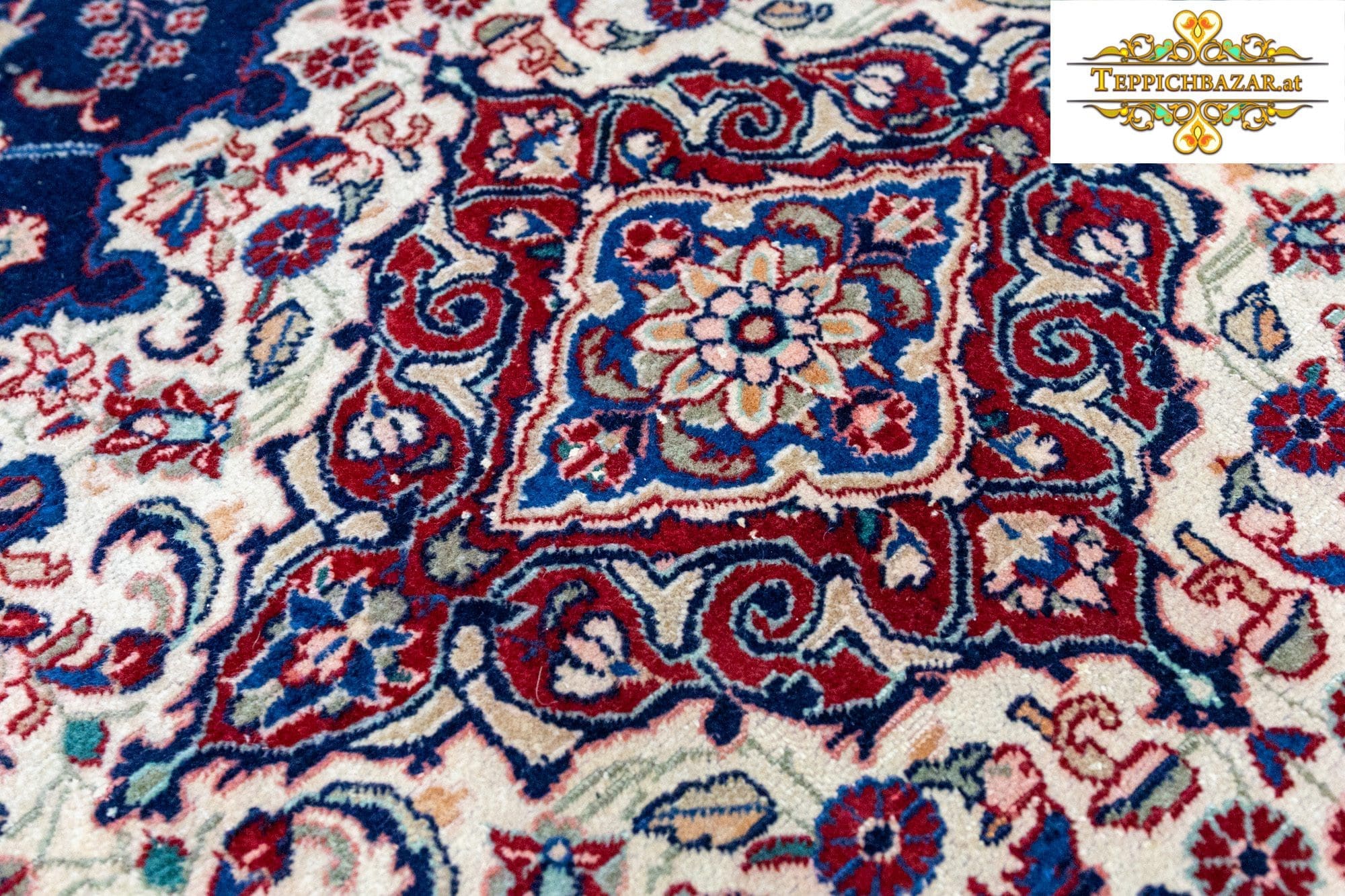 Perserteppich Kaschan 350 x 270 cm handgeknüpft (Verkauft)
