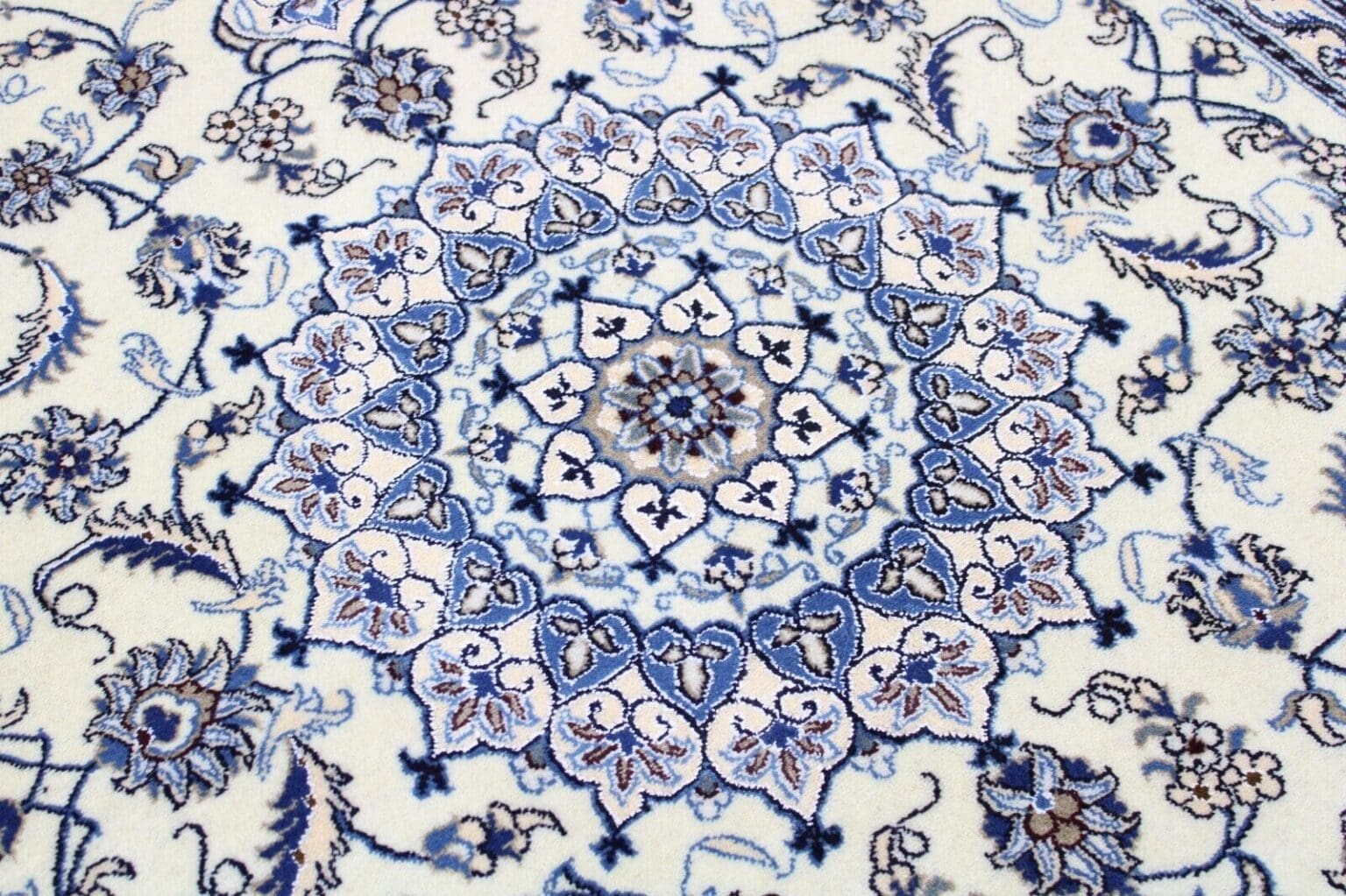 Perserteppich Nain 300 x 197 cm Handgeknüpft