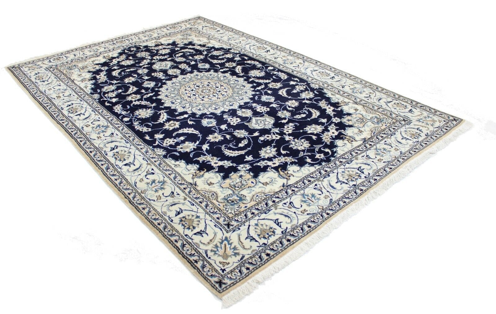 Nain Perserteppich aus Iran, 290 × 197 cm
