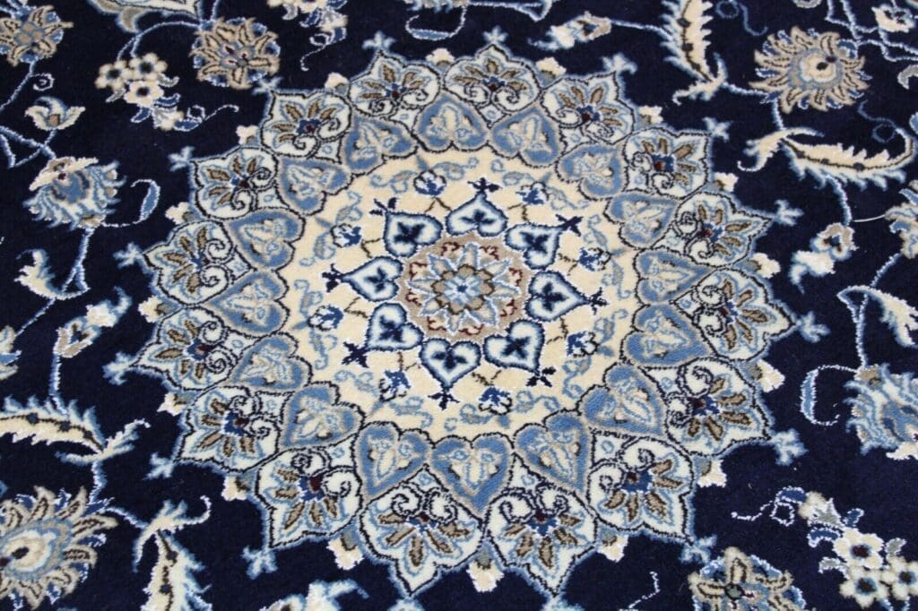 Perserteppich Nain 297 cm x 196 cm Wolle handgeknüpft