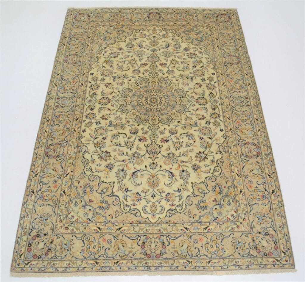 Perserteppich Isfahan 287 x 195 cm Wolle handgeknüpft