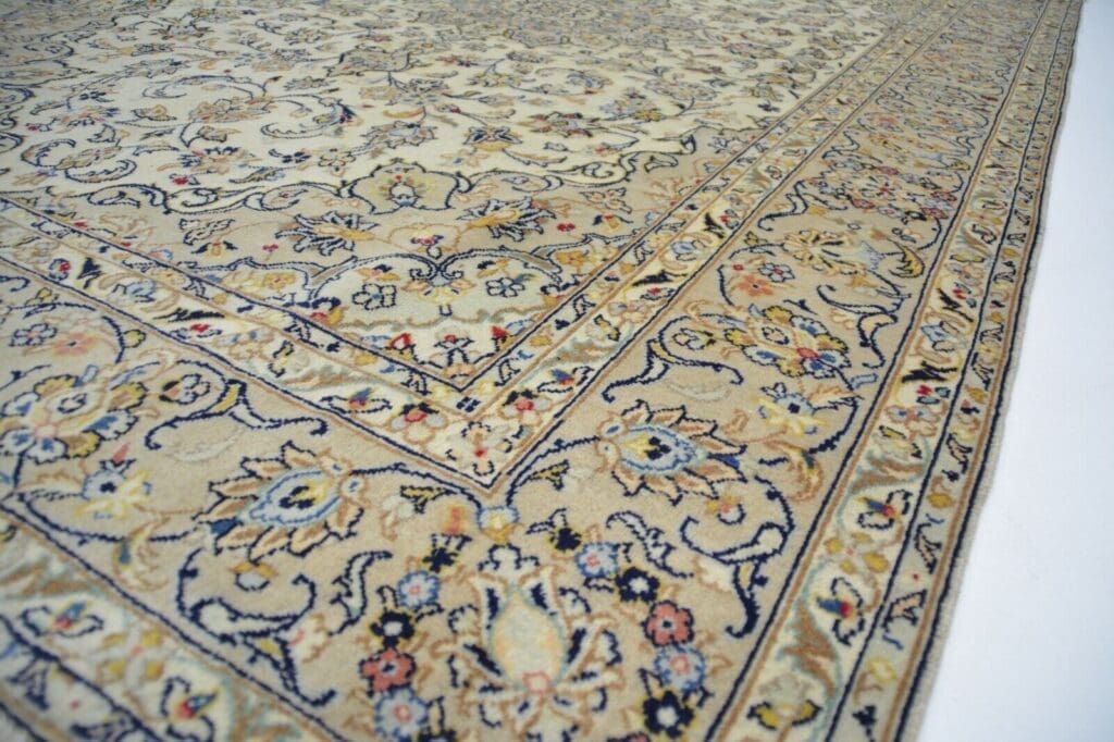 Perserteppich Isfahan 287 x 195 cm Wolle handgeknüpft